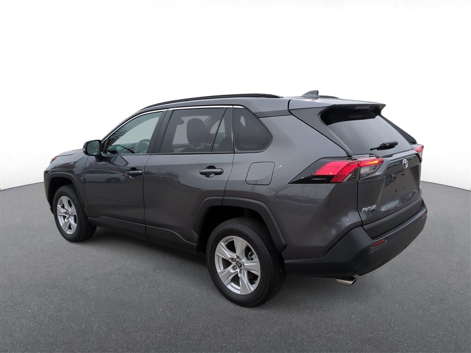 Thumbnail: 2019 Toyota RAV4 - 6