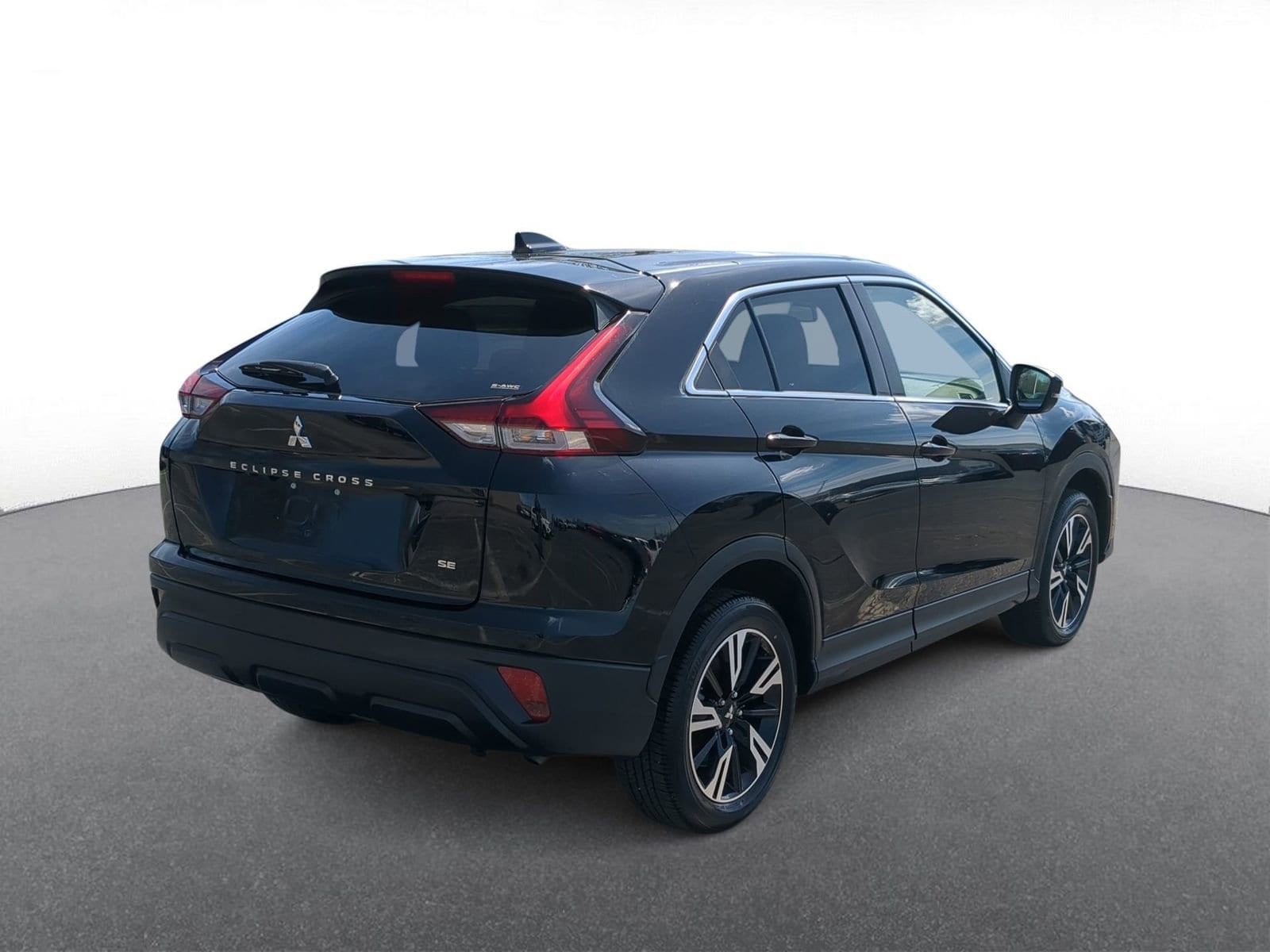 Thumbnail: 2026 Mitsubishi Eclipse Cross - 8