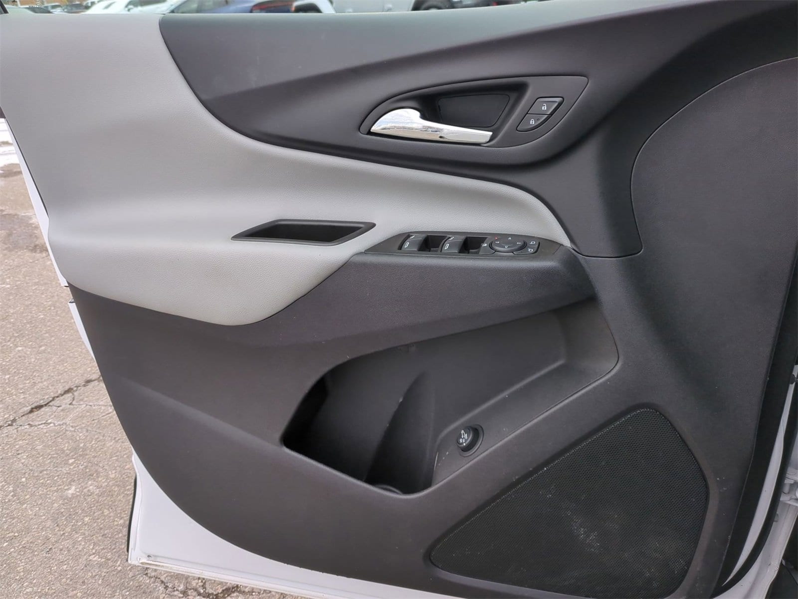 Thumbnail: 2024 Chevrolet Equinox - 30