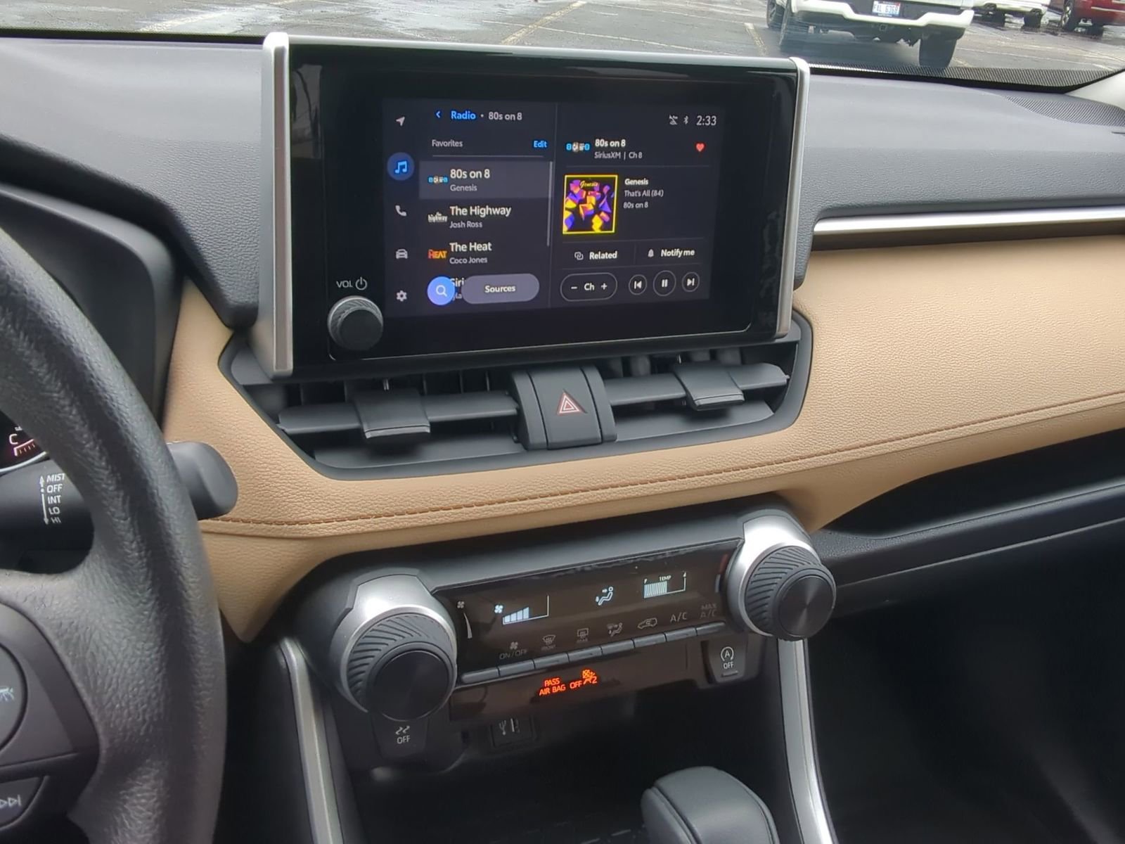 Thumbnail: 2025 Toyota RAV4 - 27