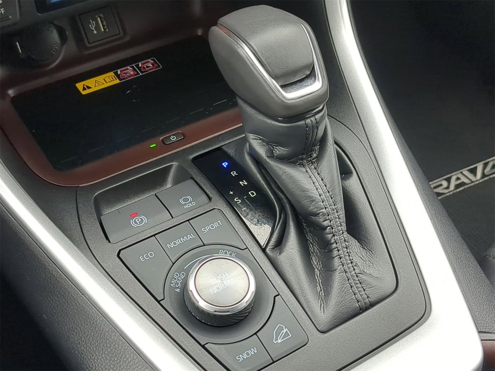 Thumbnail: 2024 Toyota RAV4 - 37