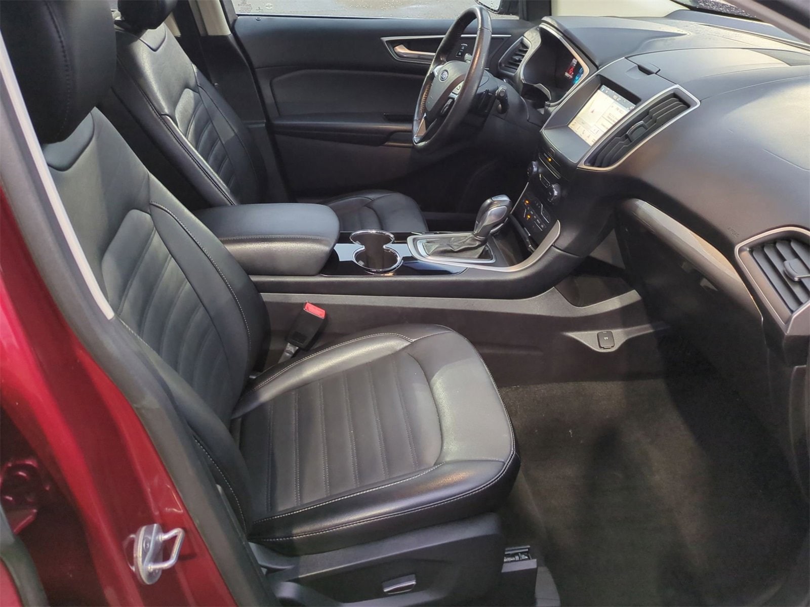 Thumbnail: 2018 Ford Edge - 21