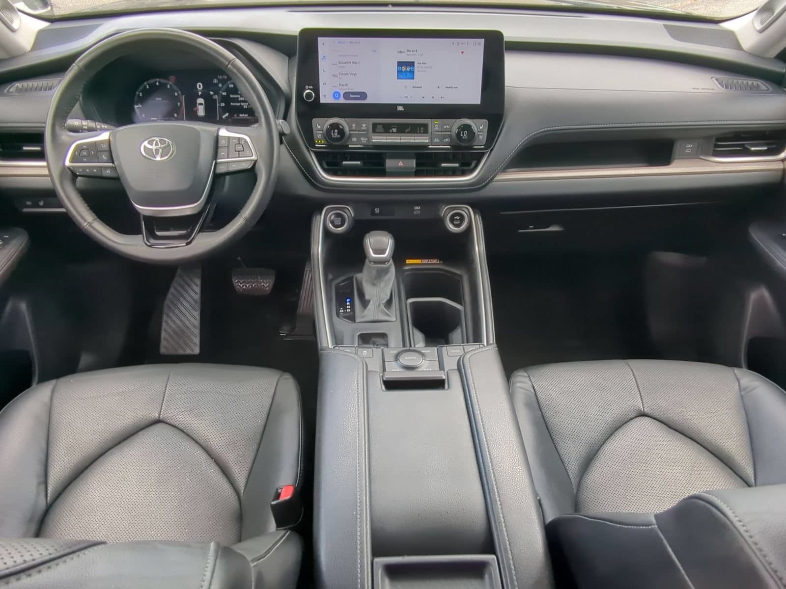 Thumbnail: 2024 Toyota Grand Highlander - 14