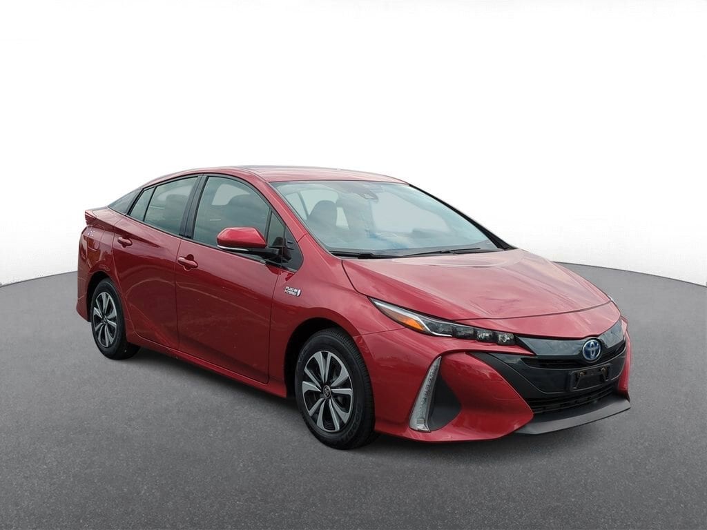 Used 2018 Toyota Prius Prime Plus with VIN JTDKARFP3J3091229 for sale in Troy, MI