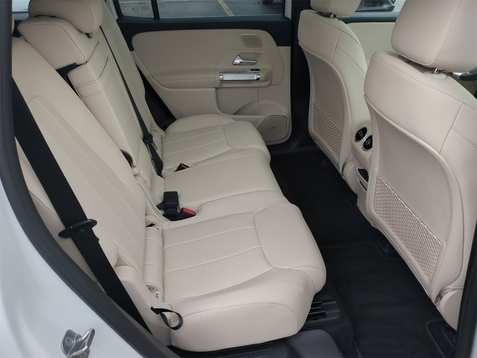 Thumbnail: 2025 Mercedes-Benz EQB - 21