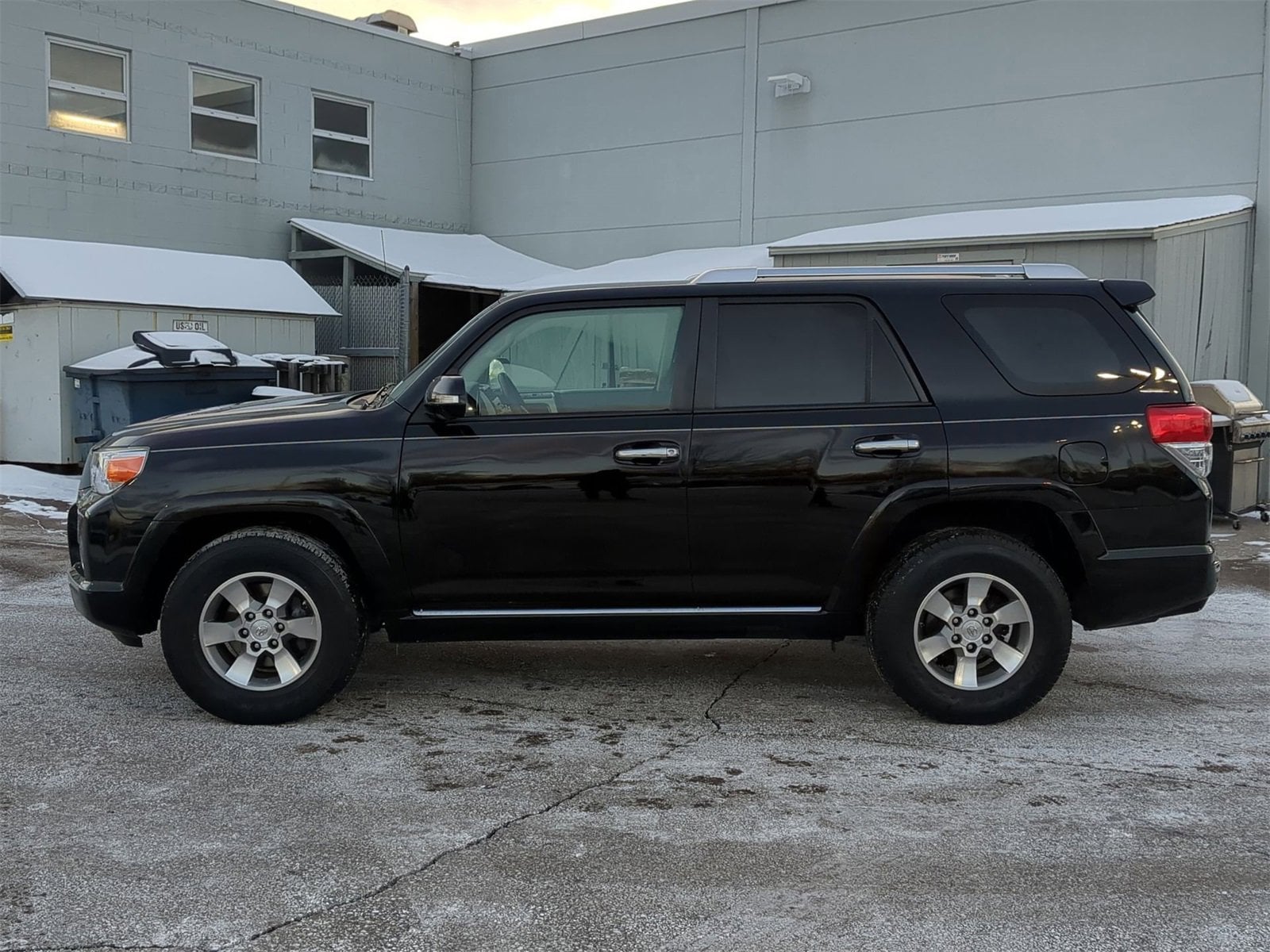Thumbnail: 2011 Toyota 4Runner - 11