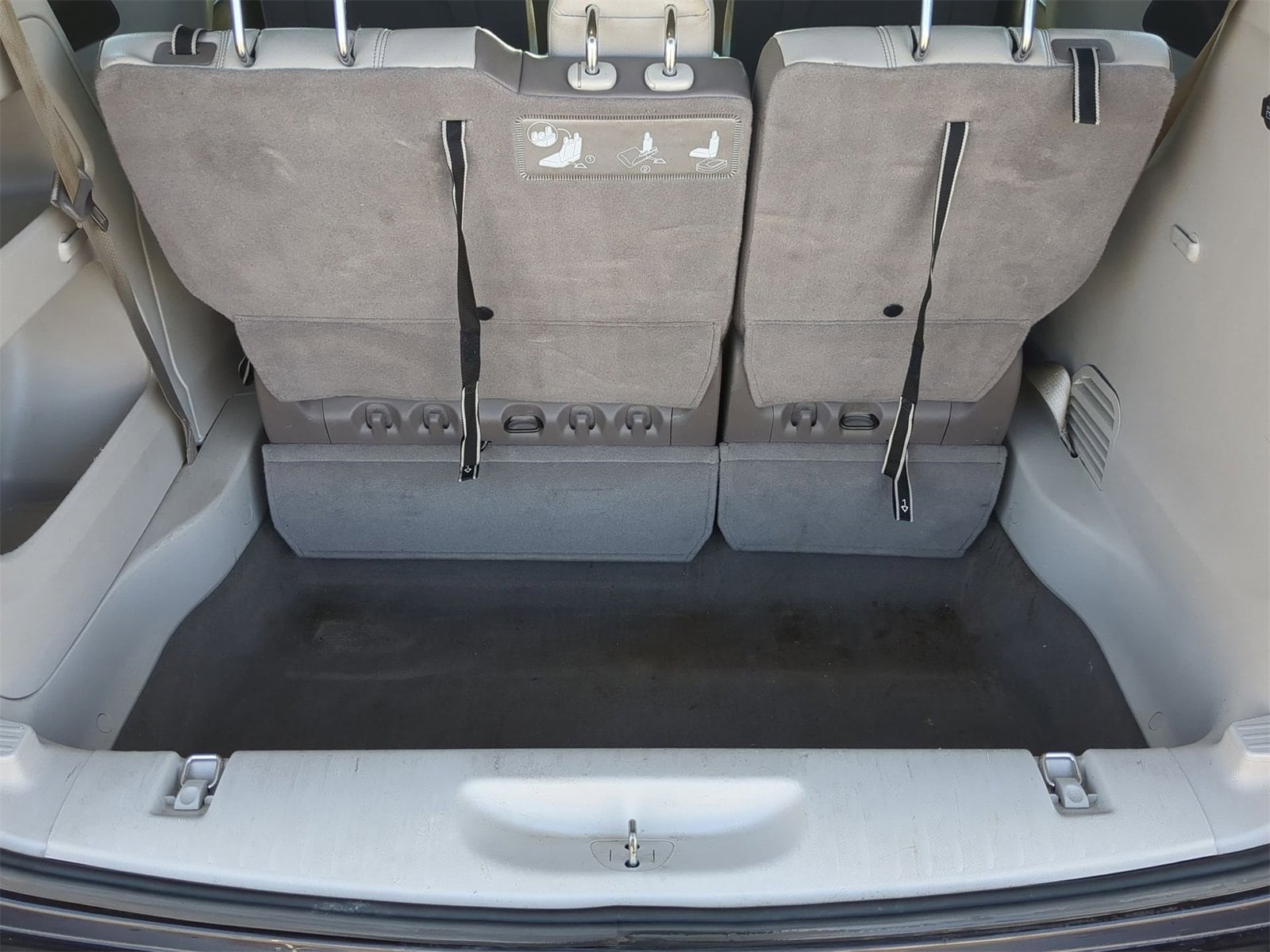 Thumbnail: 2018 Chrysler Pacifica - 32