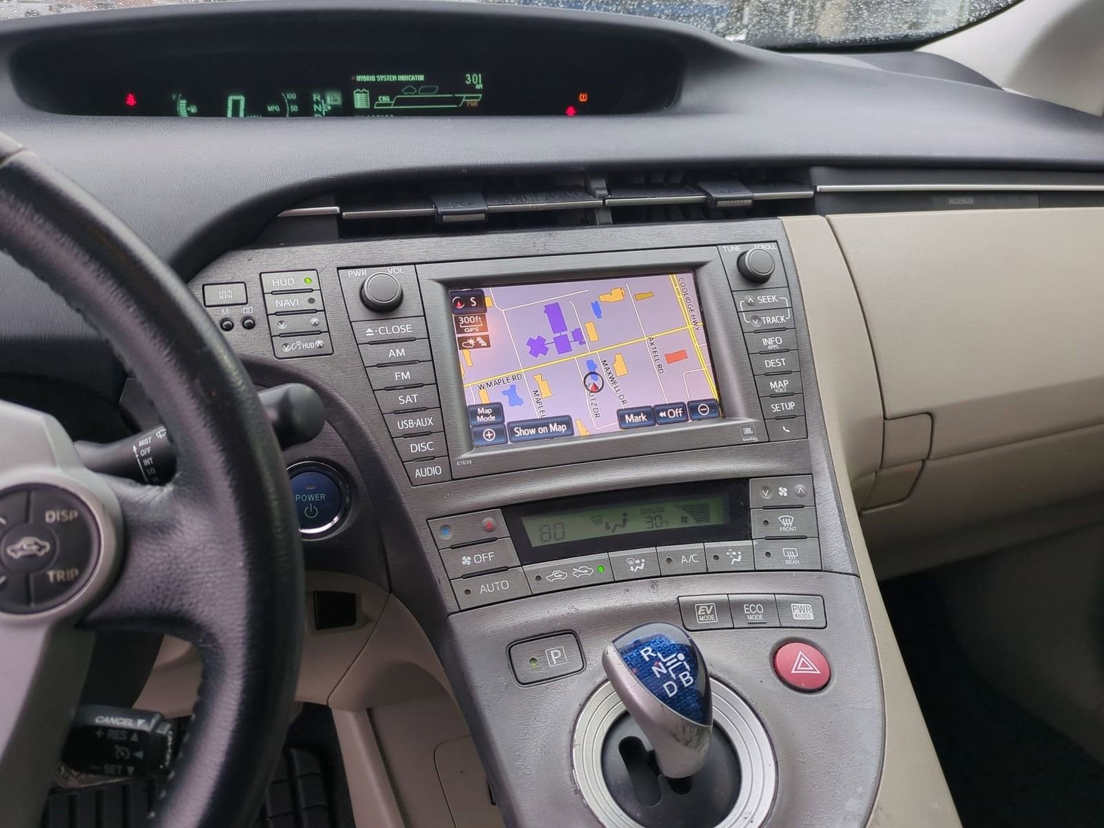 2012 Toyota Prius Four - Photo 28