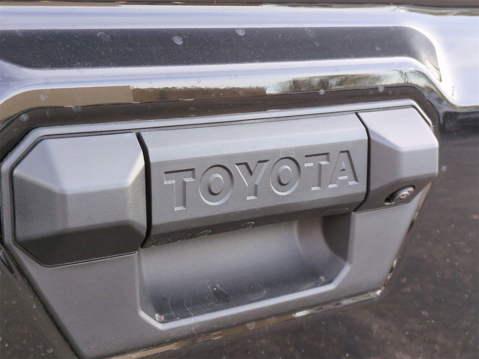 Thumbnail: 2025 Toyota Tacoma - 12