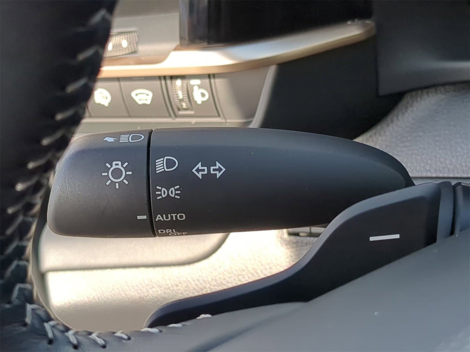 Thumbnail: 2025 Toyota Crown Signia - 33