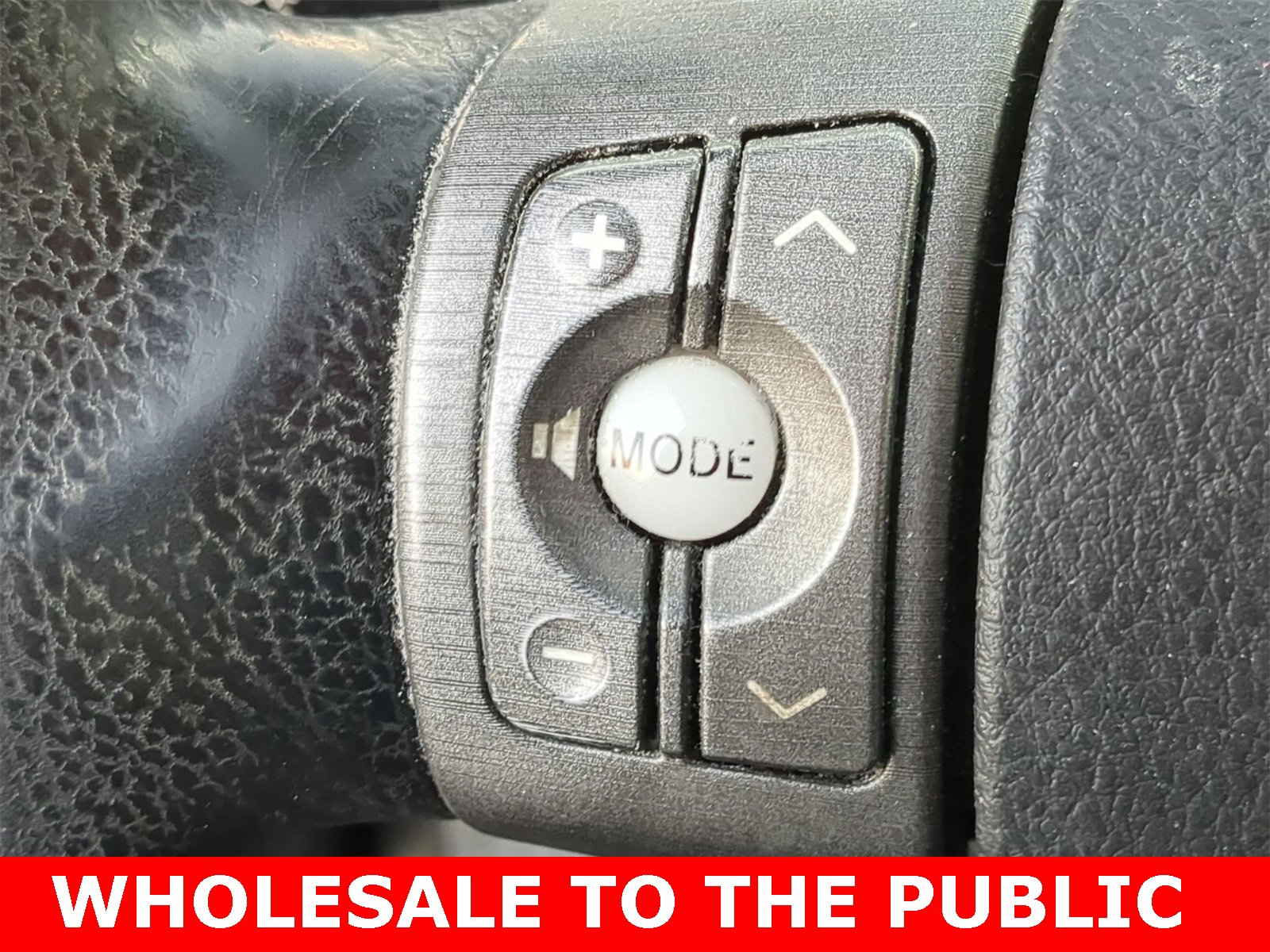 Thumbnail: 2012 Toyota RAV4 - 23