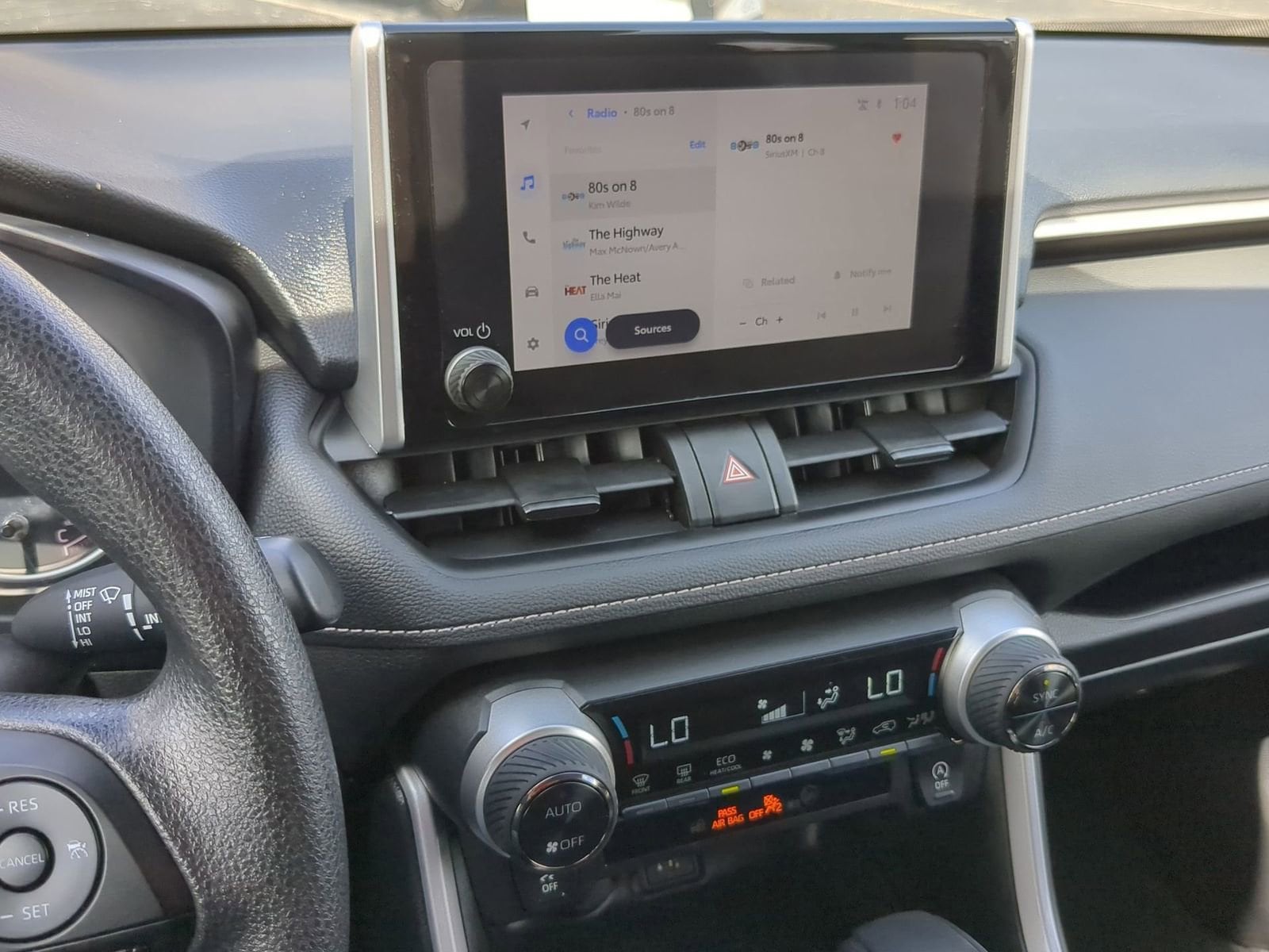 Thumbnail: 2025 Toyota RAV4 - 27