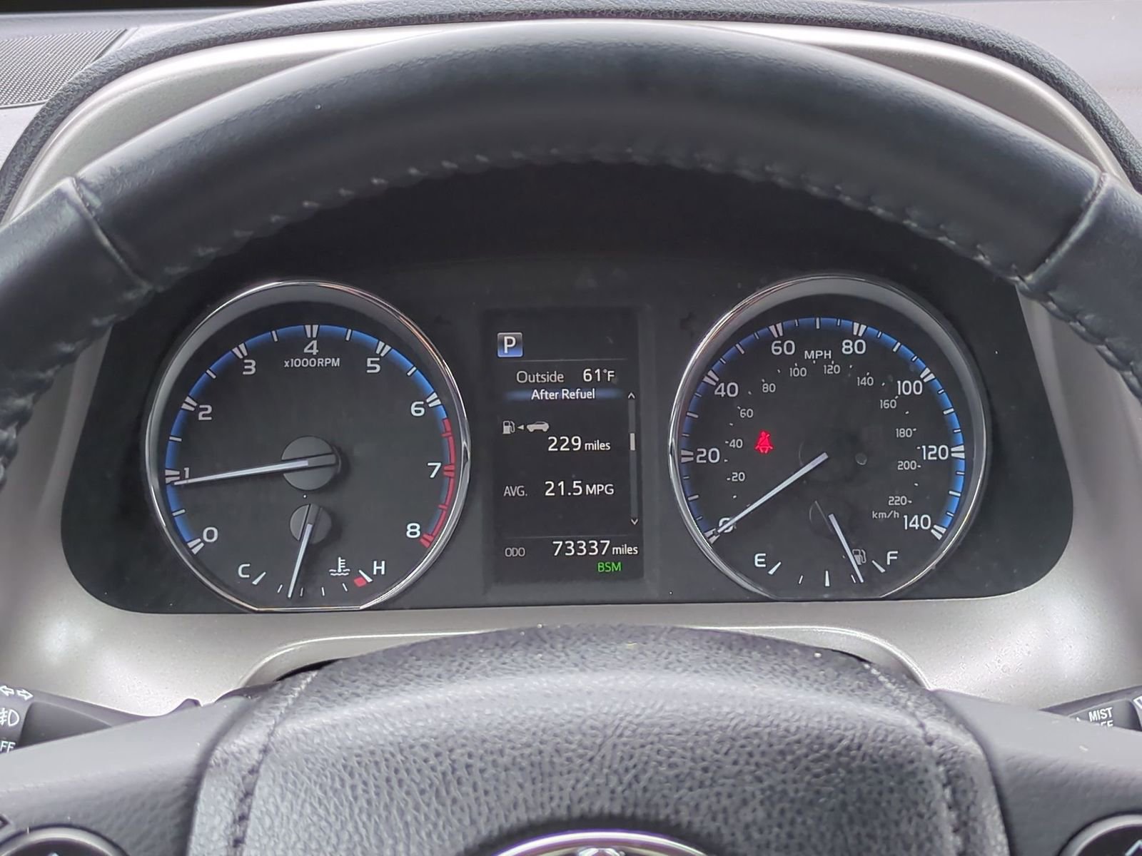 Thumbnail: 2017 Toyota RAV4 - 33