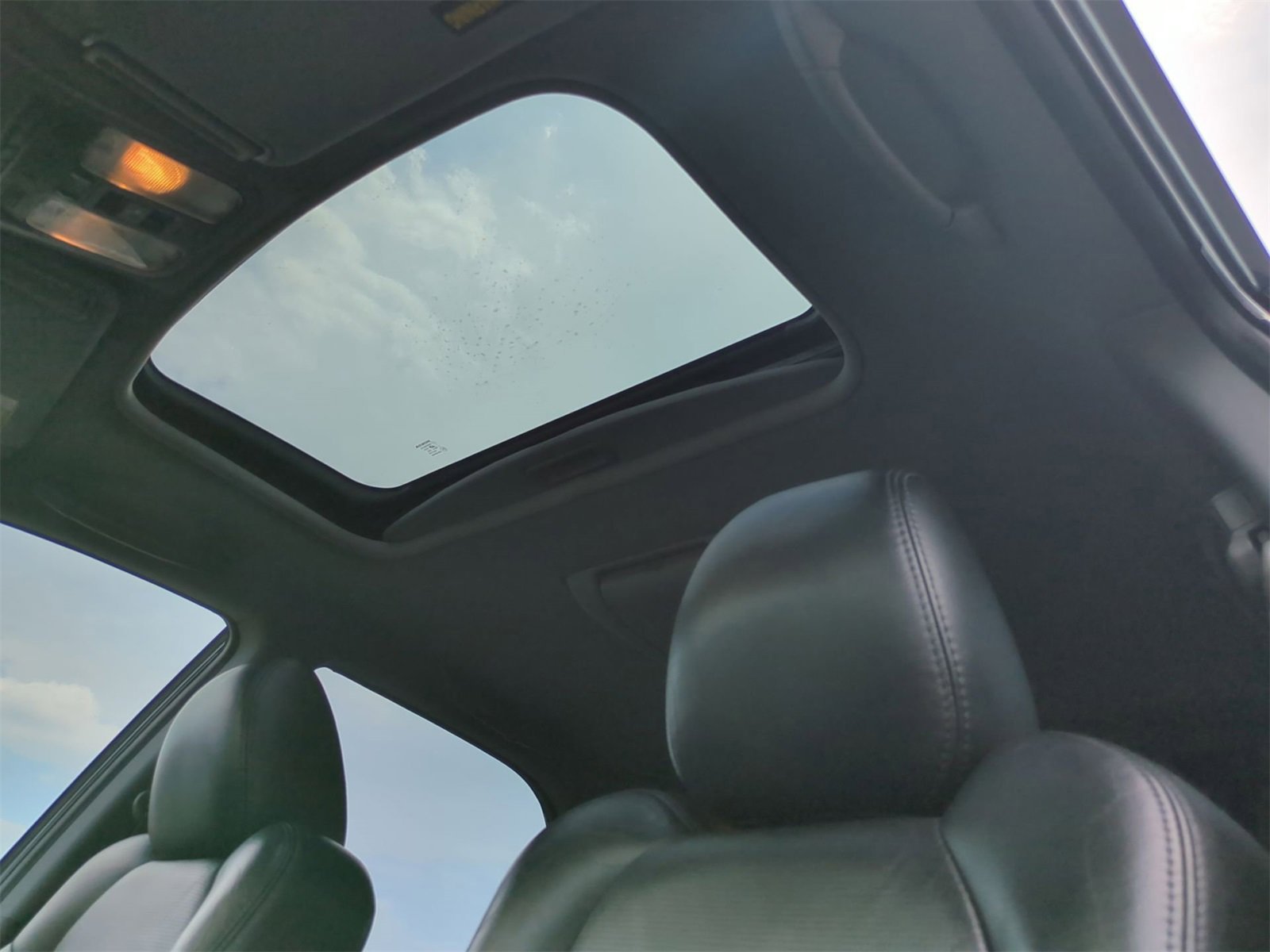 Thumbnail: 2005 Acura MDX - 17