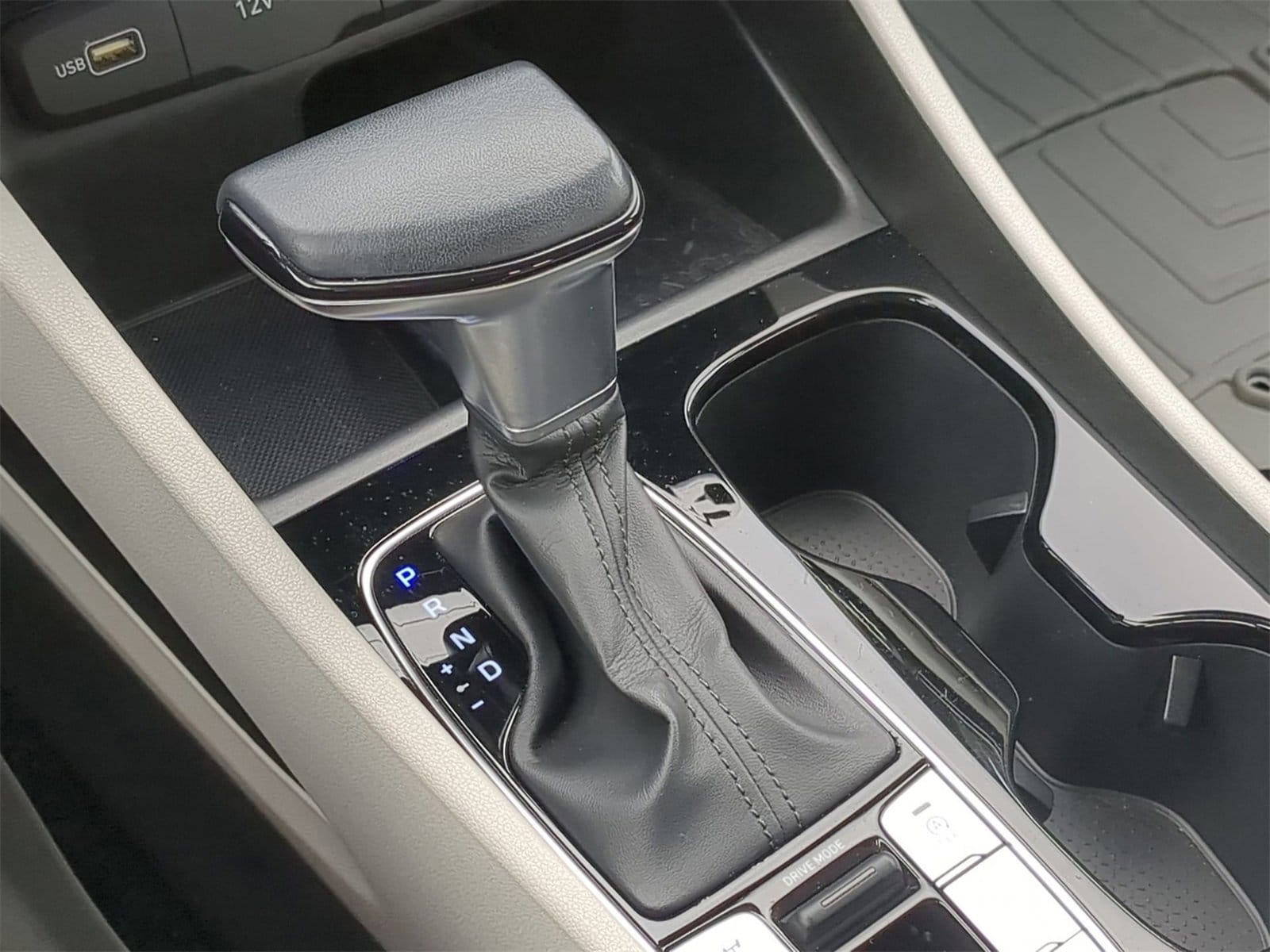 Thumbnail: 2022 Hyundai Tucson - 30