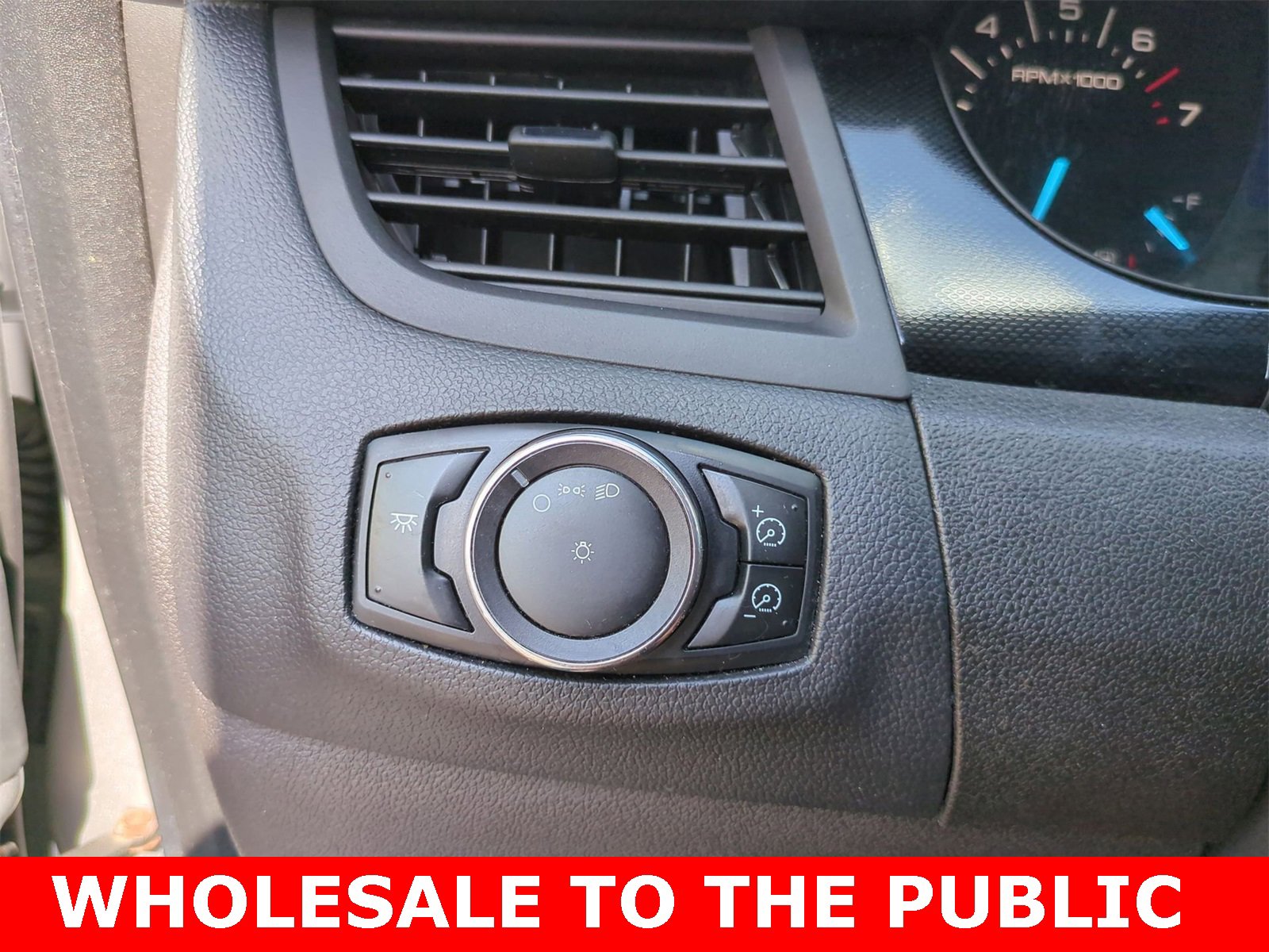 Thumbnail: 2013 Ford Edge - 30