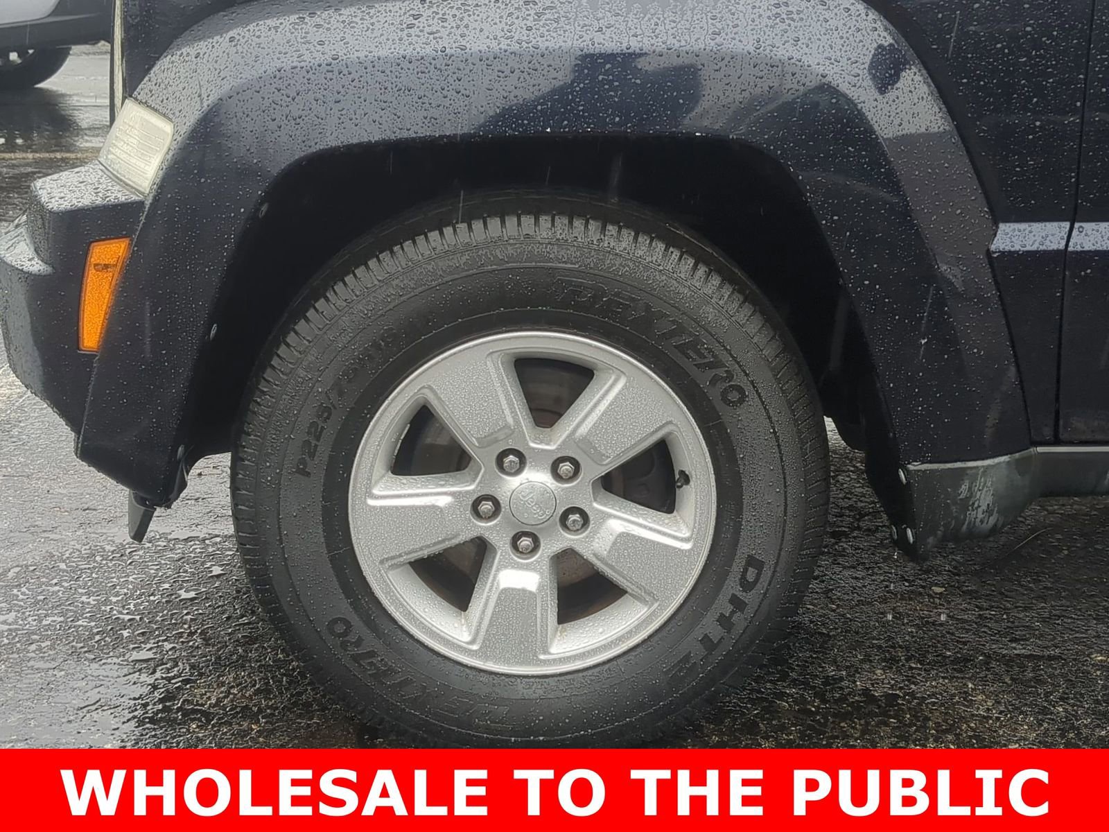 Thumbnail: 2011 Jeep Liberty - 21