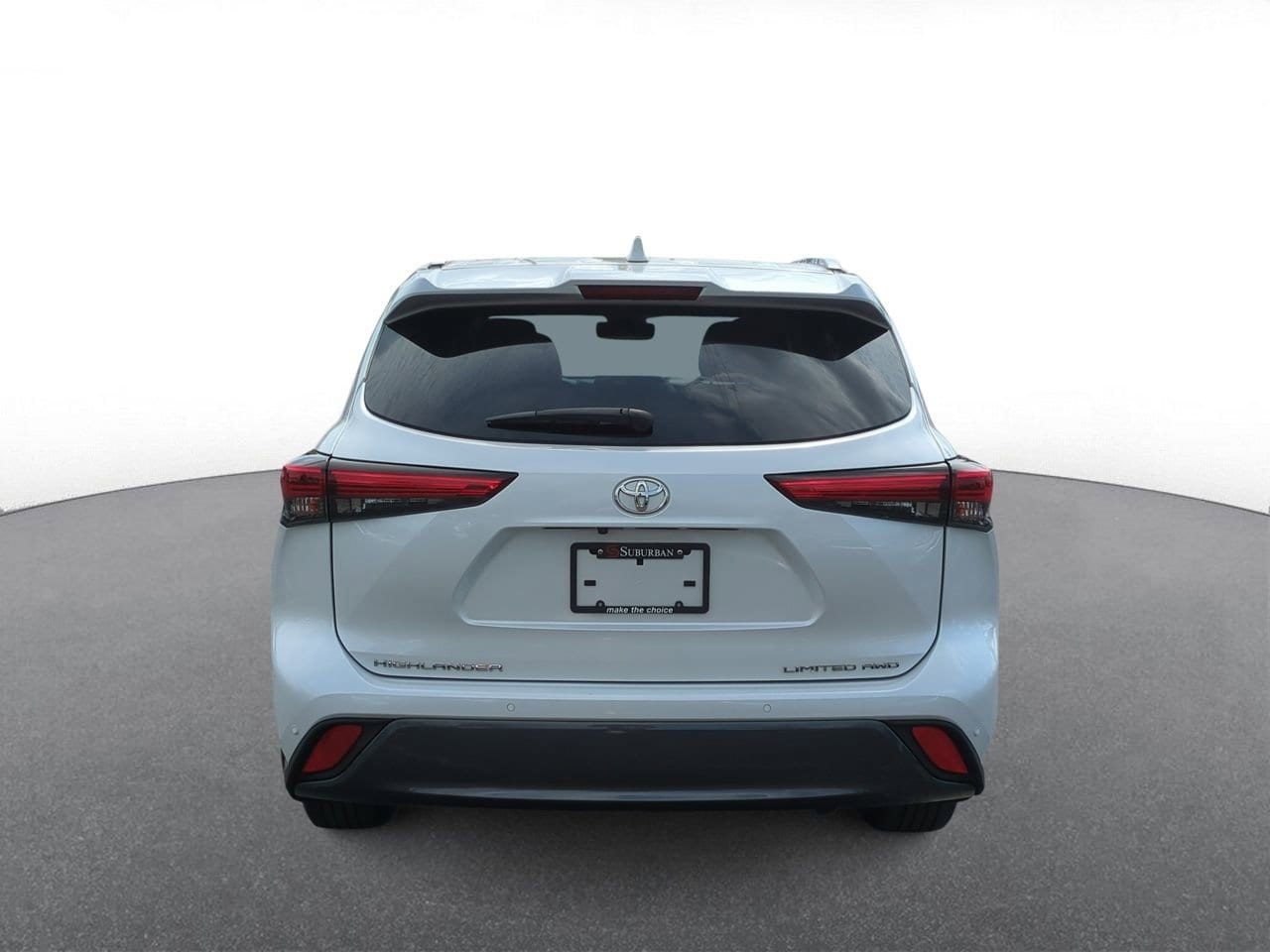 Thumbnail: 2022 Toyota Highlander - 7