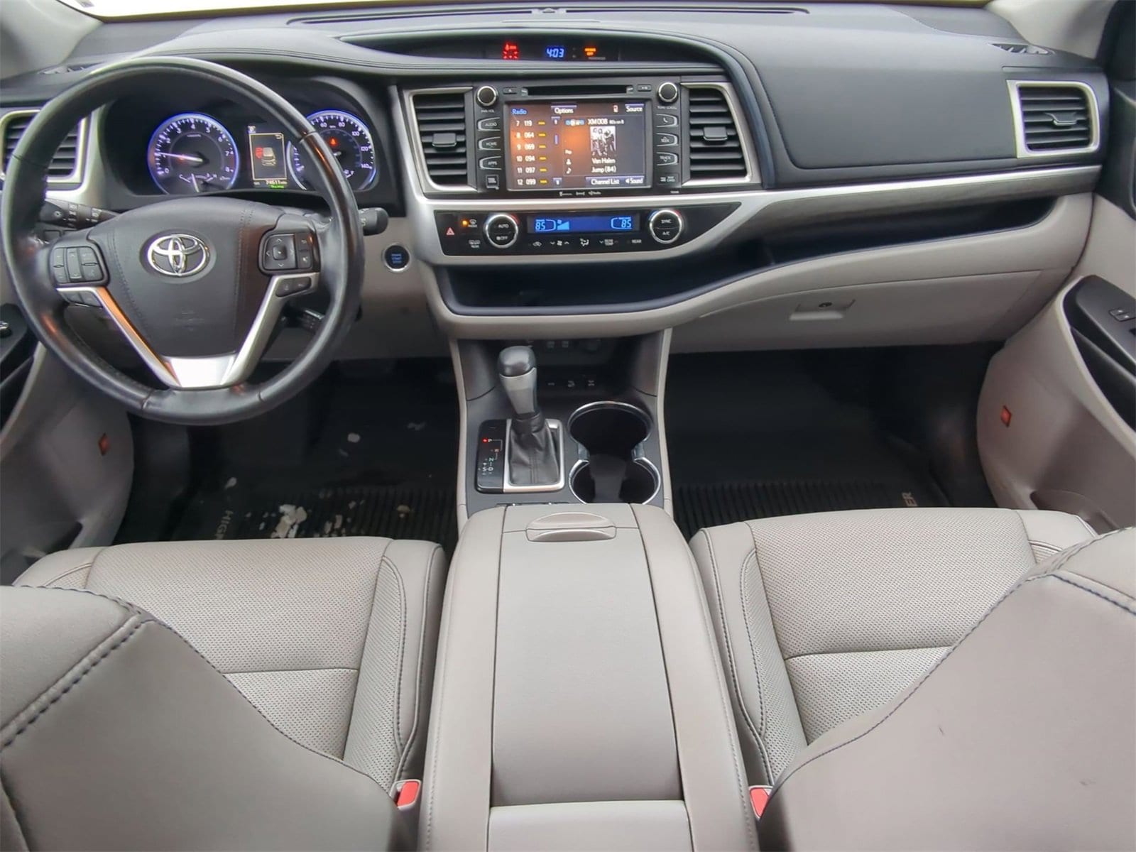 Thumbnail: 2018 Toyota Highlander - 15