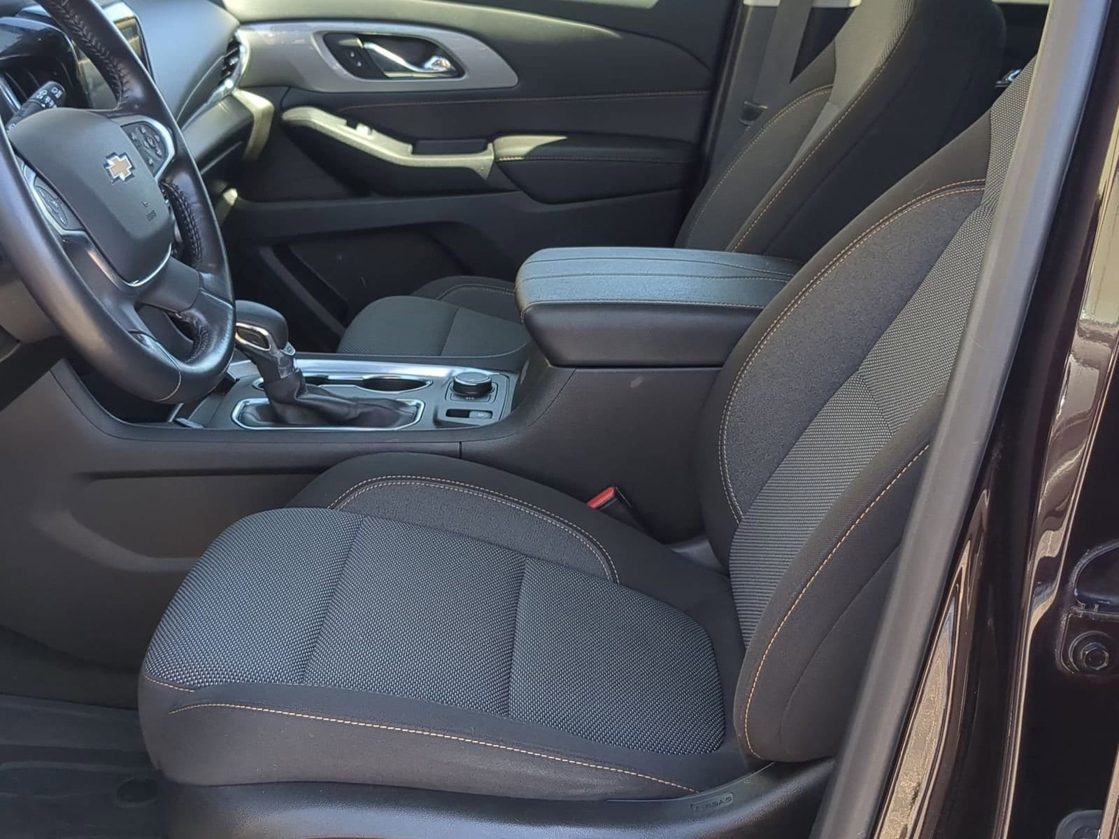 Thumbnail: 2021 Chevrolet Traverse - 16