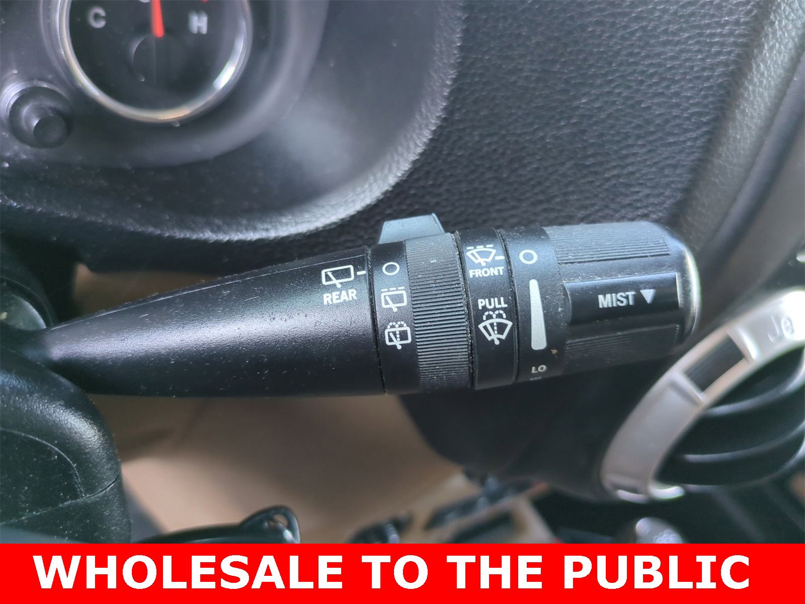 Thumbnail: 2012 Jeep Wrangler - 25