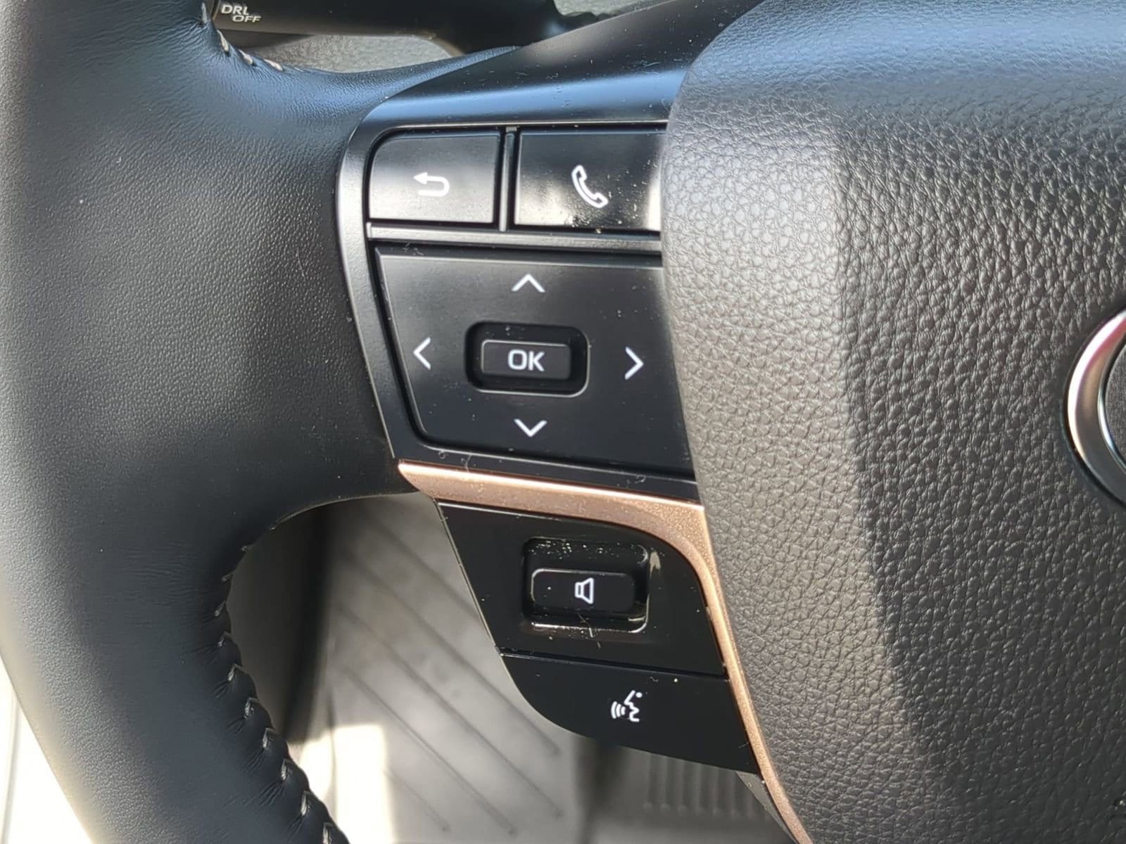 Thumbnail: 2024 Toyota Crown - 23