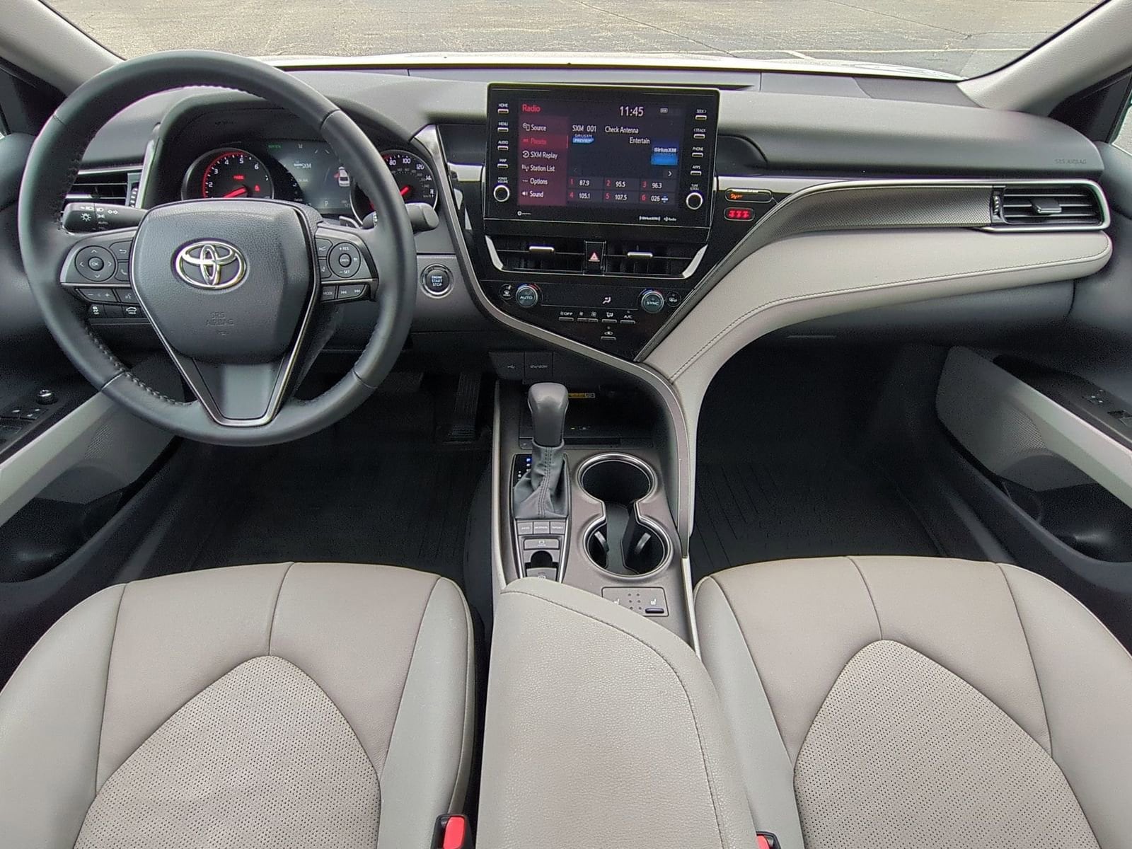 Thumbnail: 2024 Toyota Camry - 15