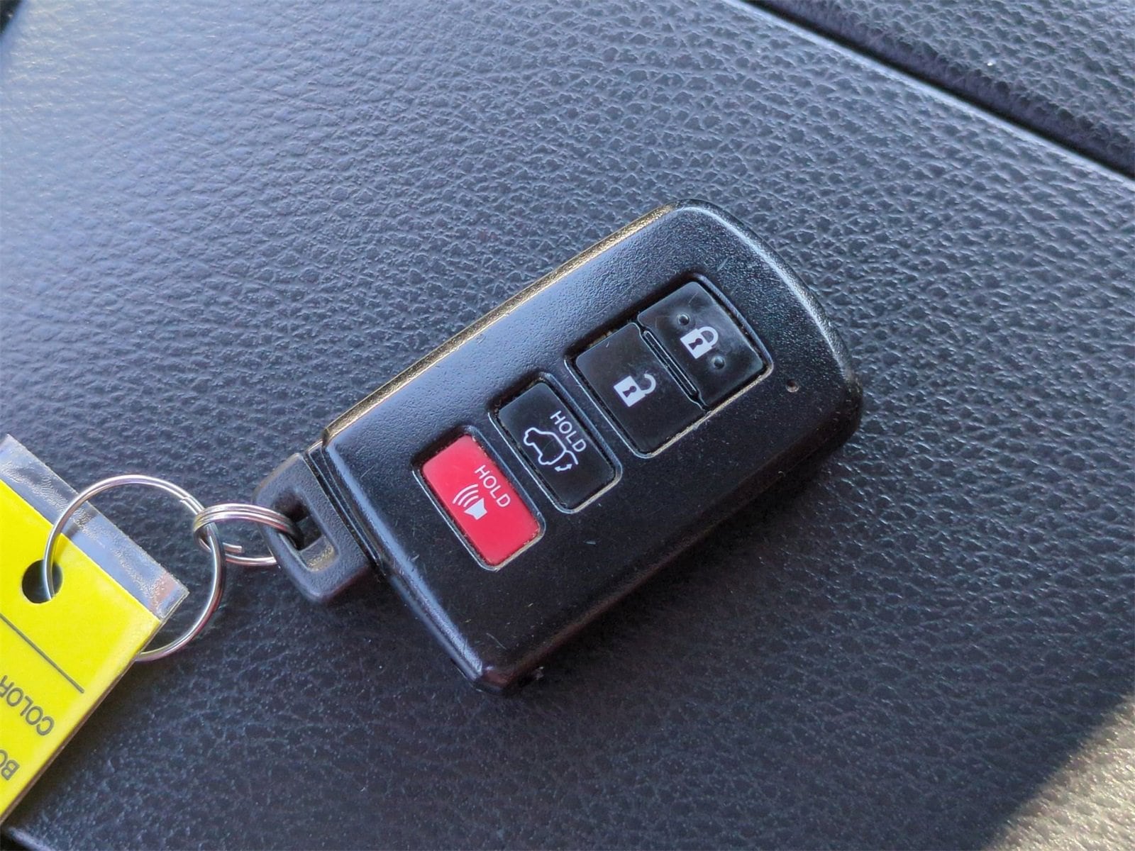 Thumbnail: 2019 Toyota Highlander - 35