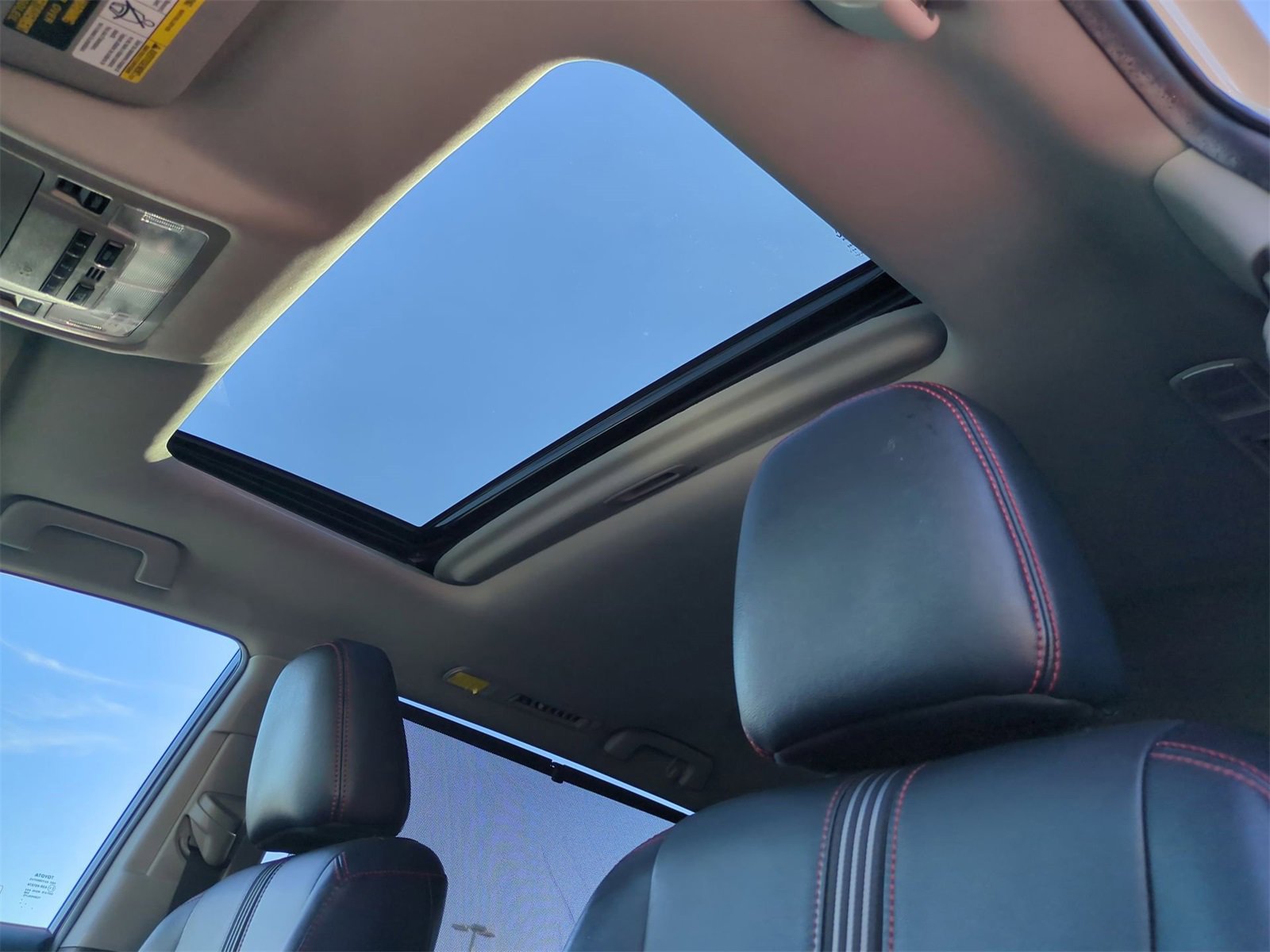 Thumbnail: 2019 Toyota Highlander - 19