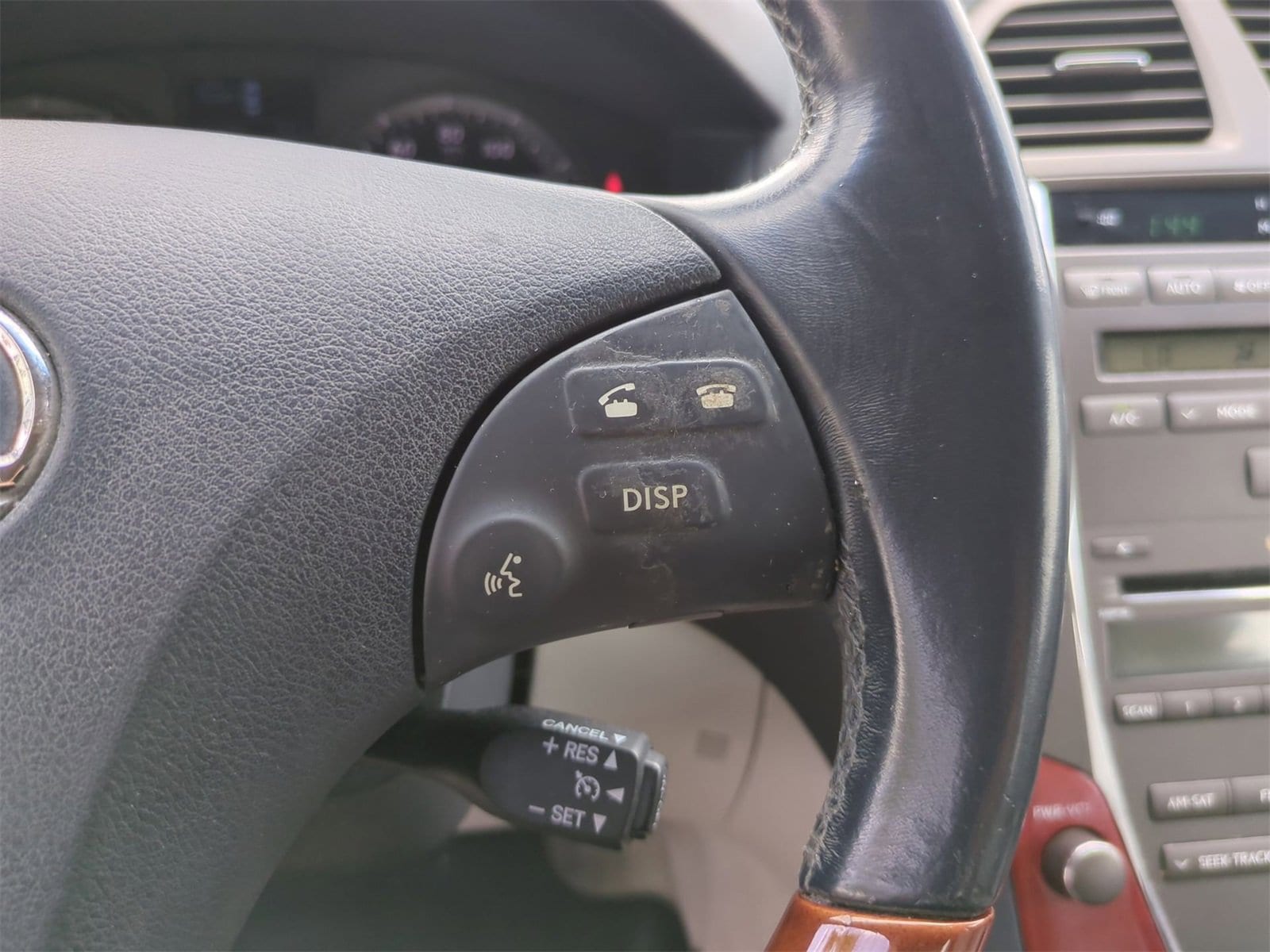 Thumbnail: 2009 Lexus ES - 23