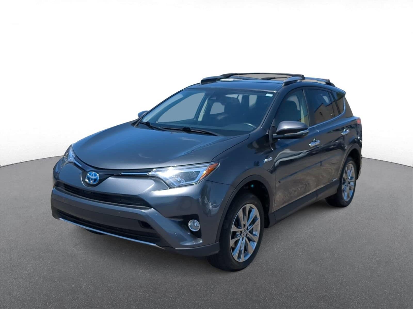 Thumbnail: 2017 Toyota RAV4 - 4