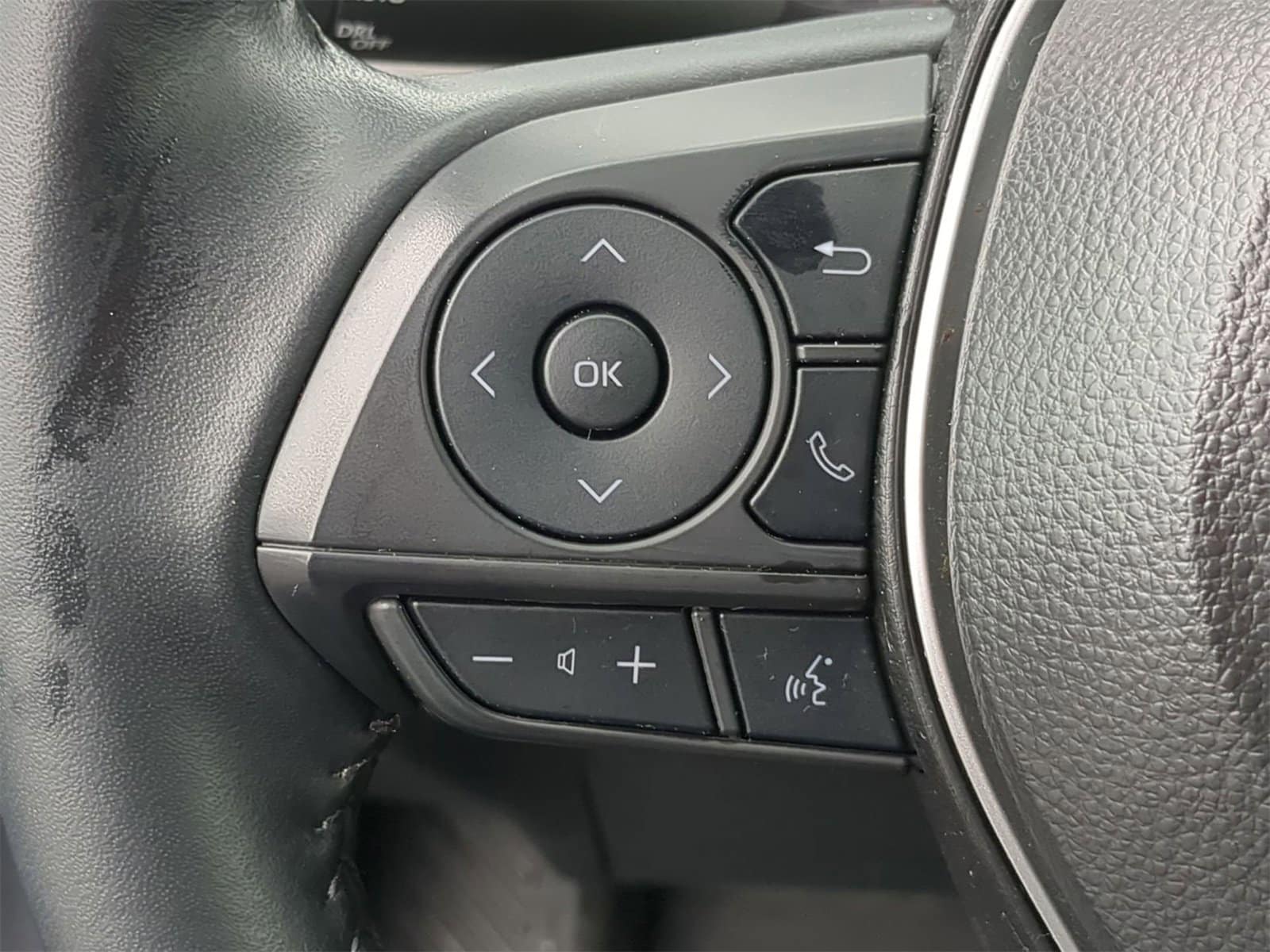 Thumbnail: 2025 Toyota Corolla Cross - 30