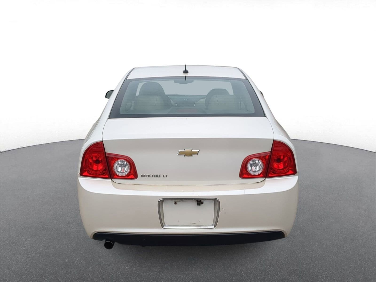Thumbnail: 2010 Chevrolet Malibu - 7