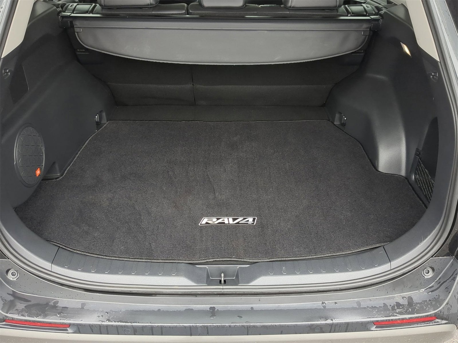 Thumbnail: 2024 Toyota RAV4 - 39