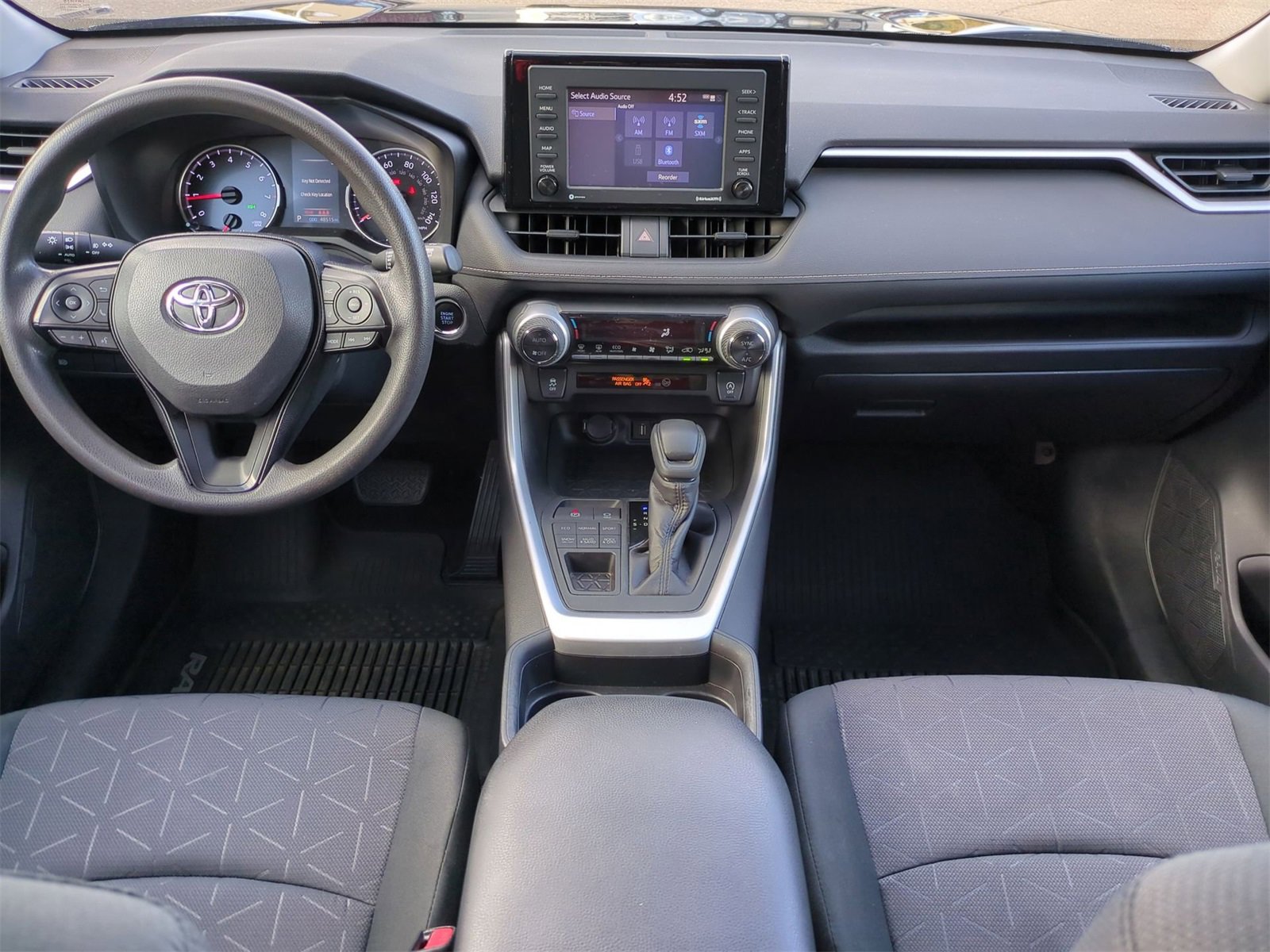 Thumbnail: 2020 Toyota RAV4 - 15