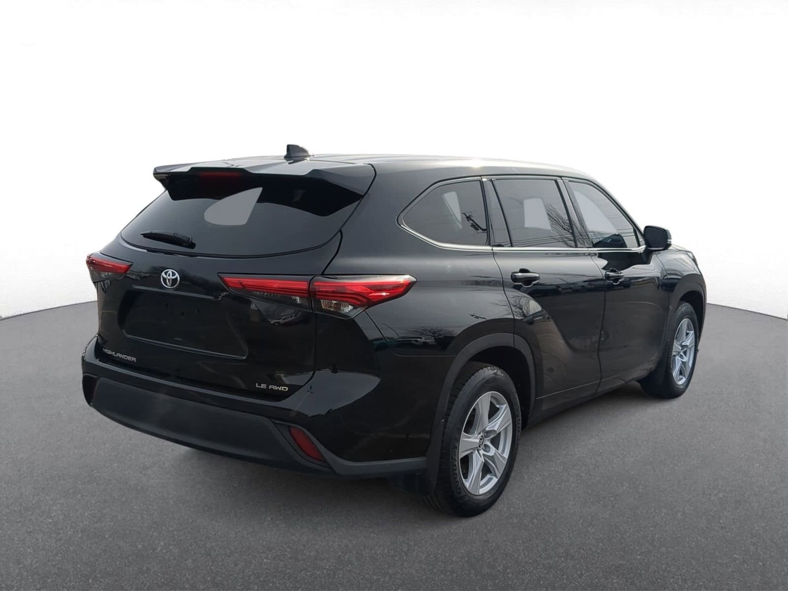 Thumbnail: 2021 Toyota Highlander - 8