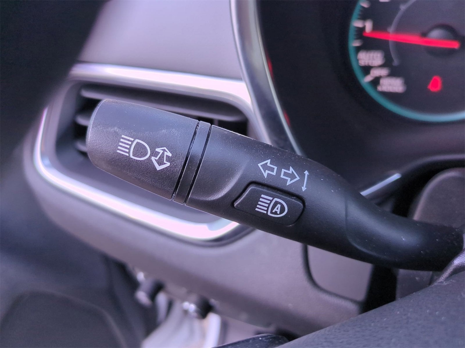 Thumbnail: 2023 Chevrolet Equinox - 25