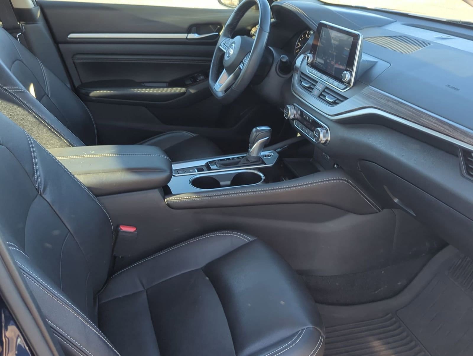 Thumbnail: 2022 Nissan Altima - 23