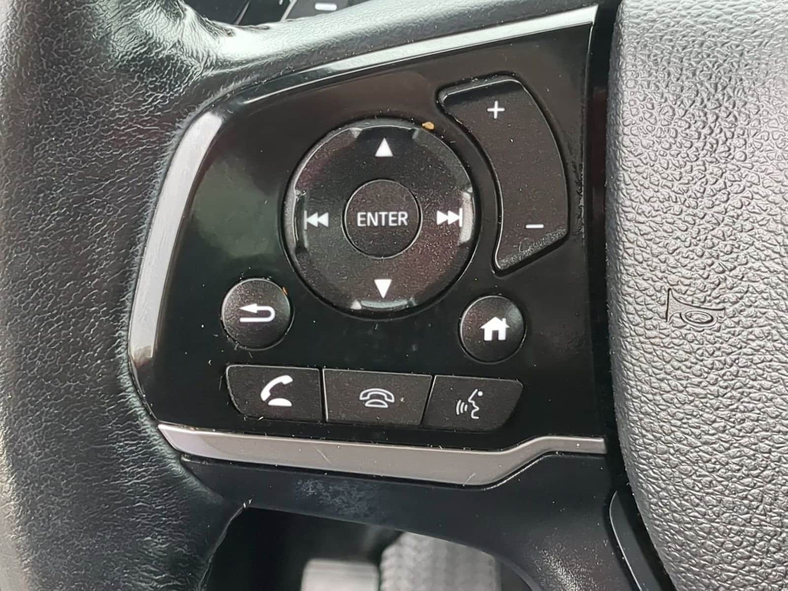 Thumbnail: 2019 Honda Pilot - 23