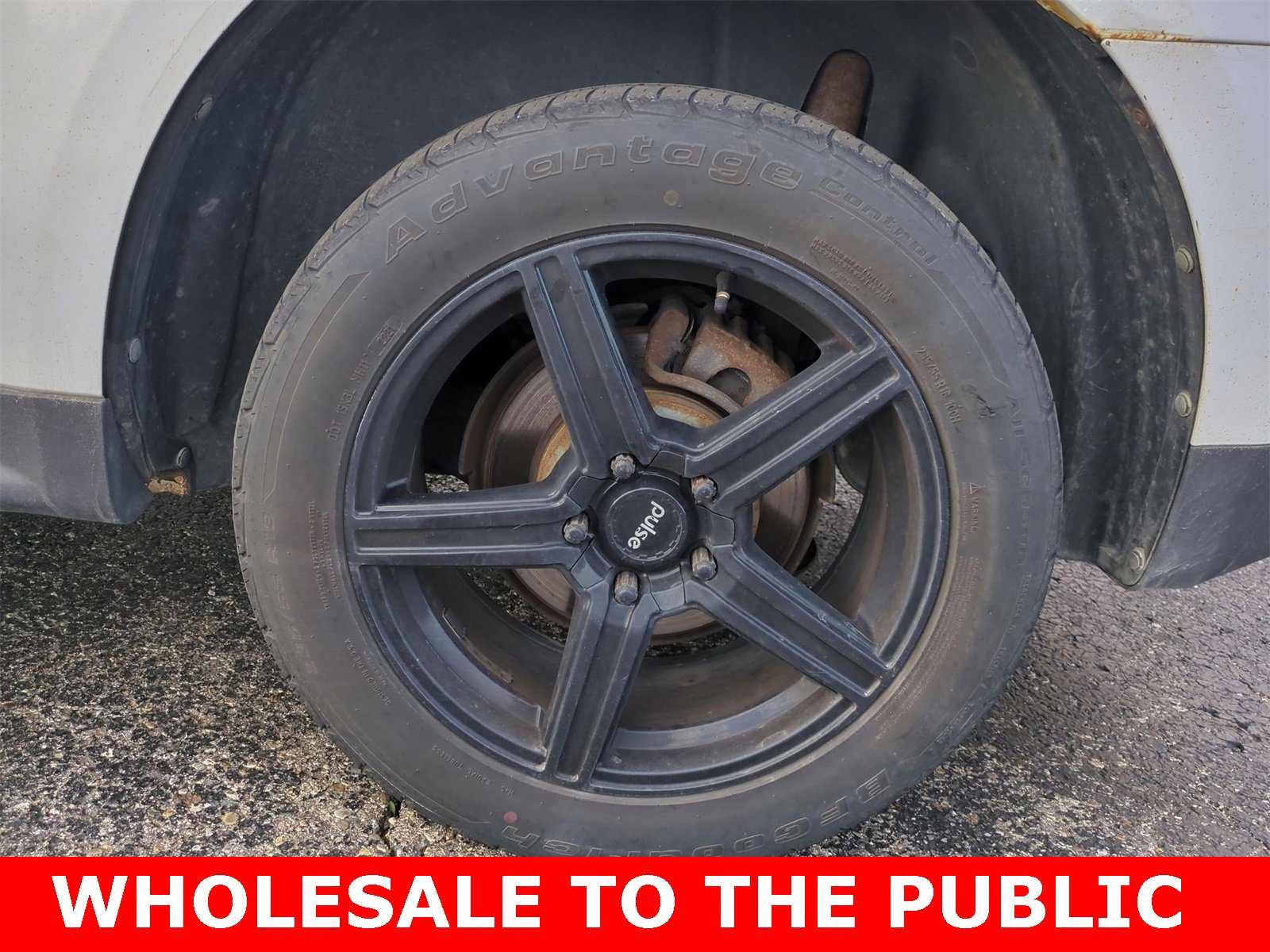 Thumbnail: 2010 Chevrolet Equinox - 14