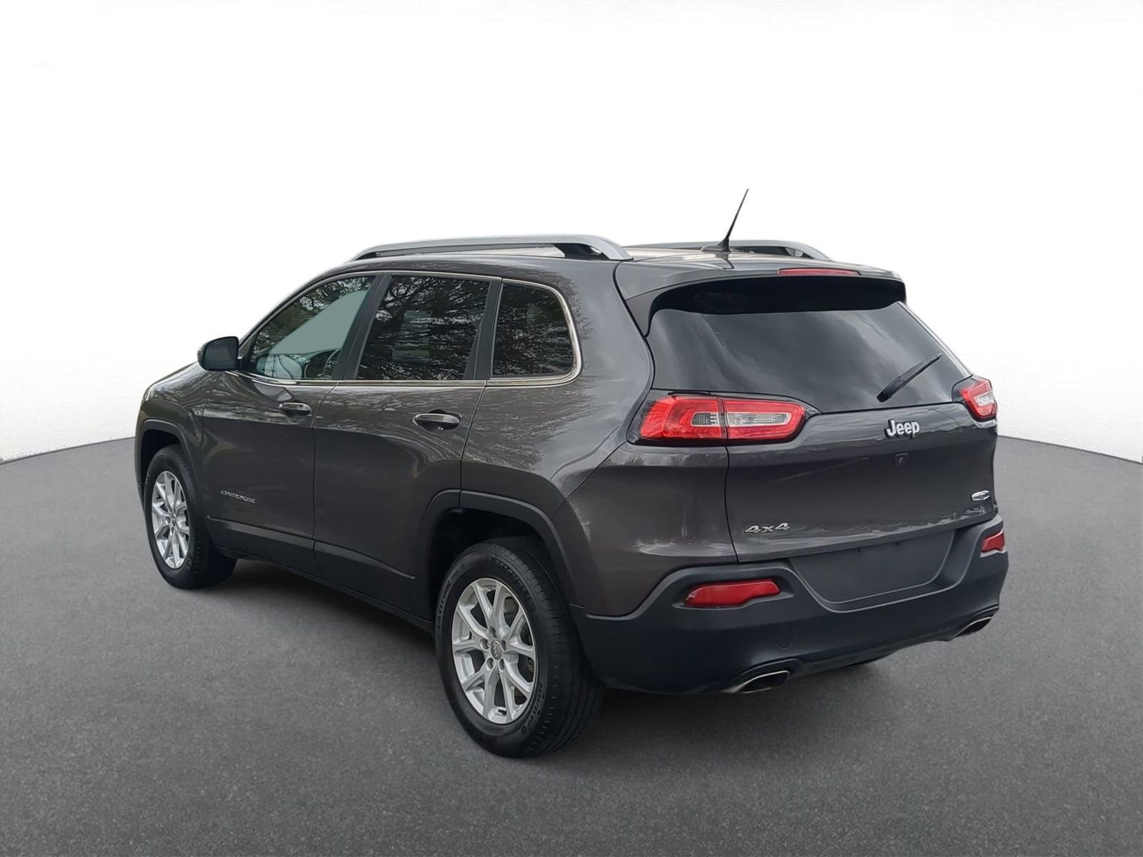 Thumbnail: 2015 Jeep Cherokee - 6