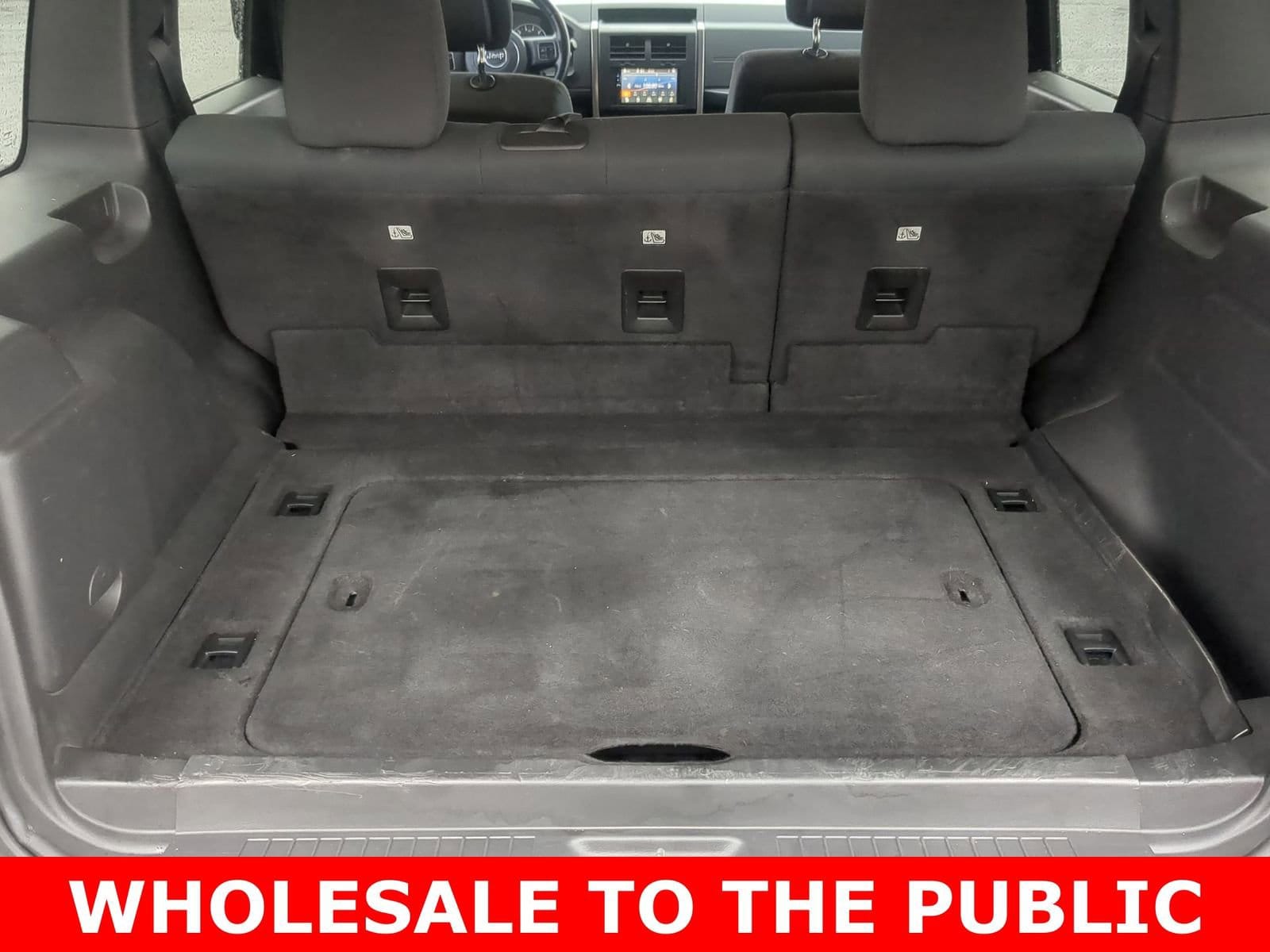 Thumbnail: 2011 Jeep Liberty - 38