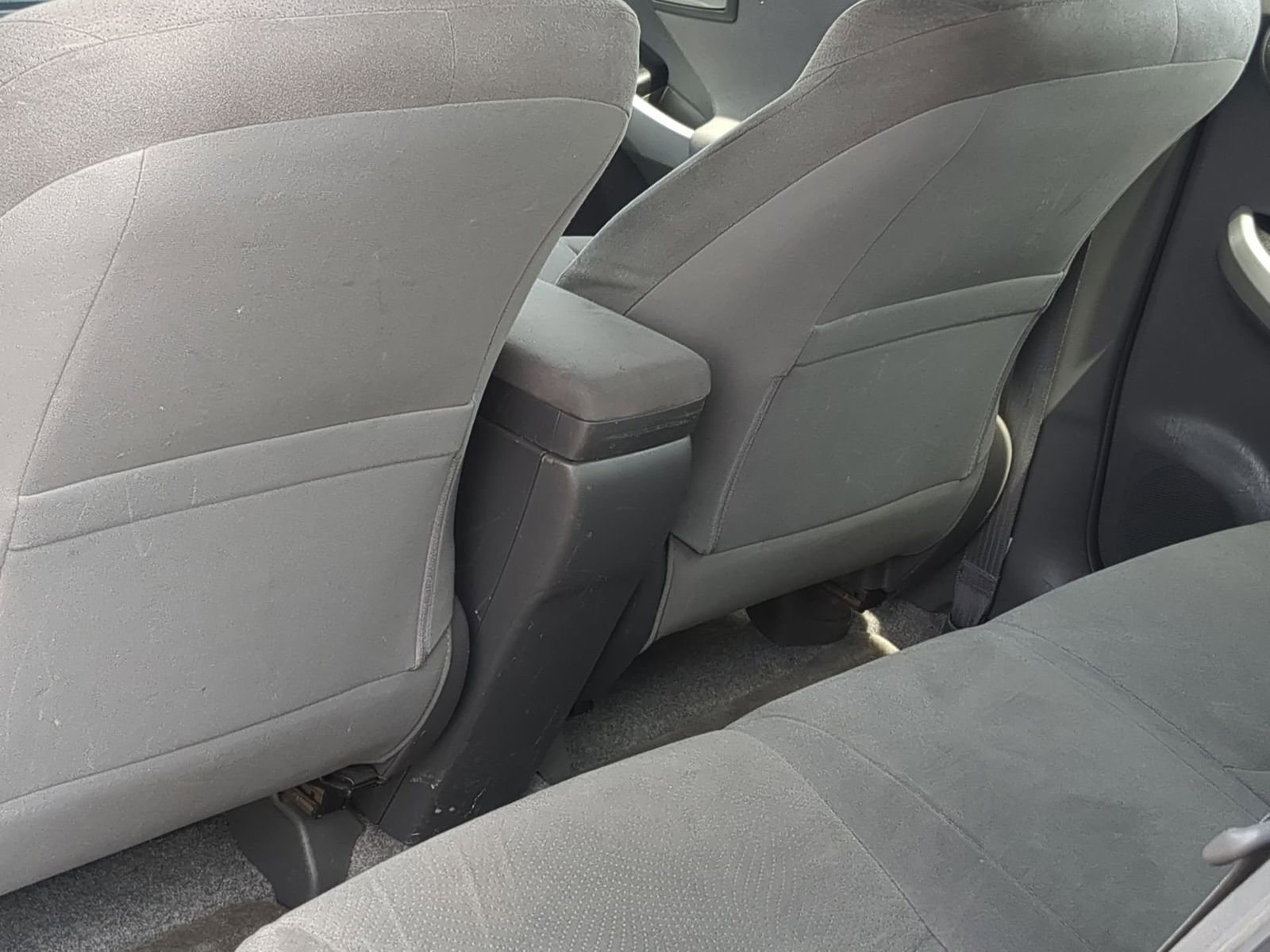 Thumbnail: 2010 Toyota Prius - 18