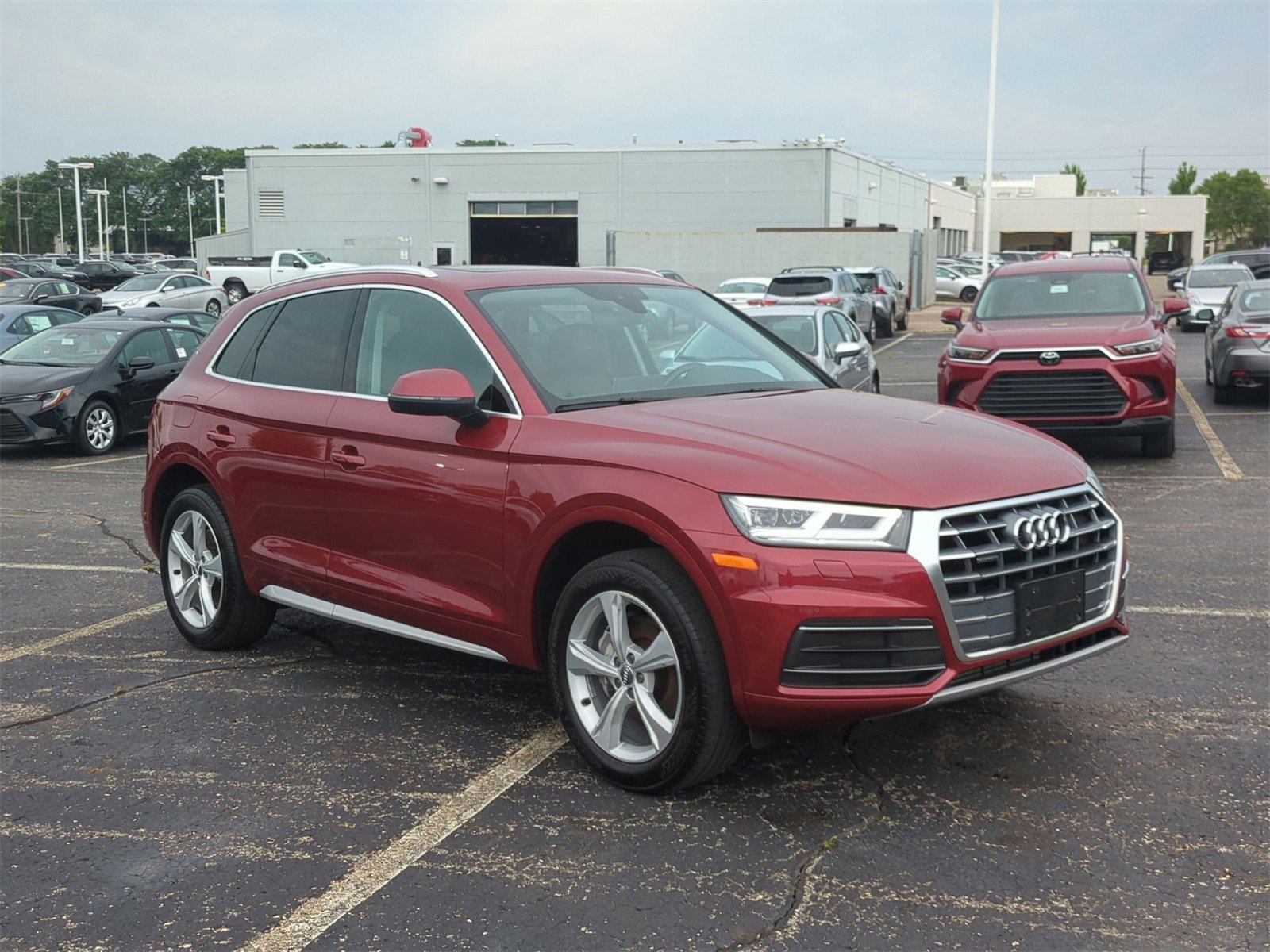 Used 2020 Audi Q5 Premium Plus with VIN WA1BNAFY1L2082689 for sale in Troy, MI