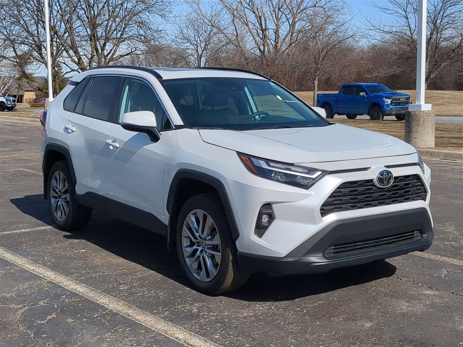 Thumbnail: 2024 Toyota RAV4 - 16