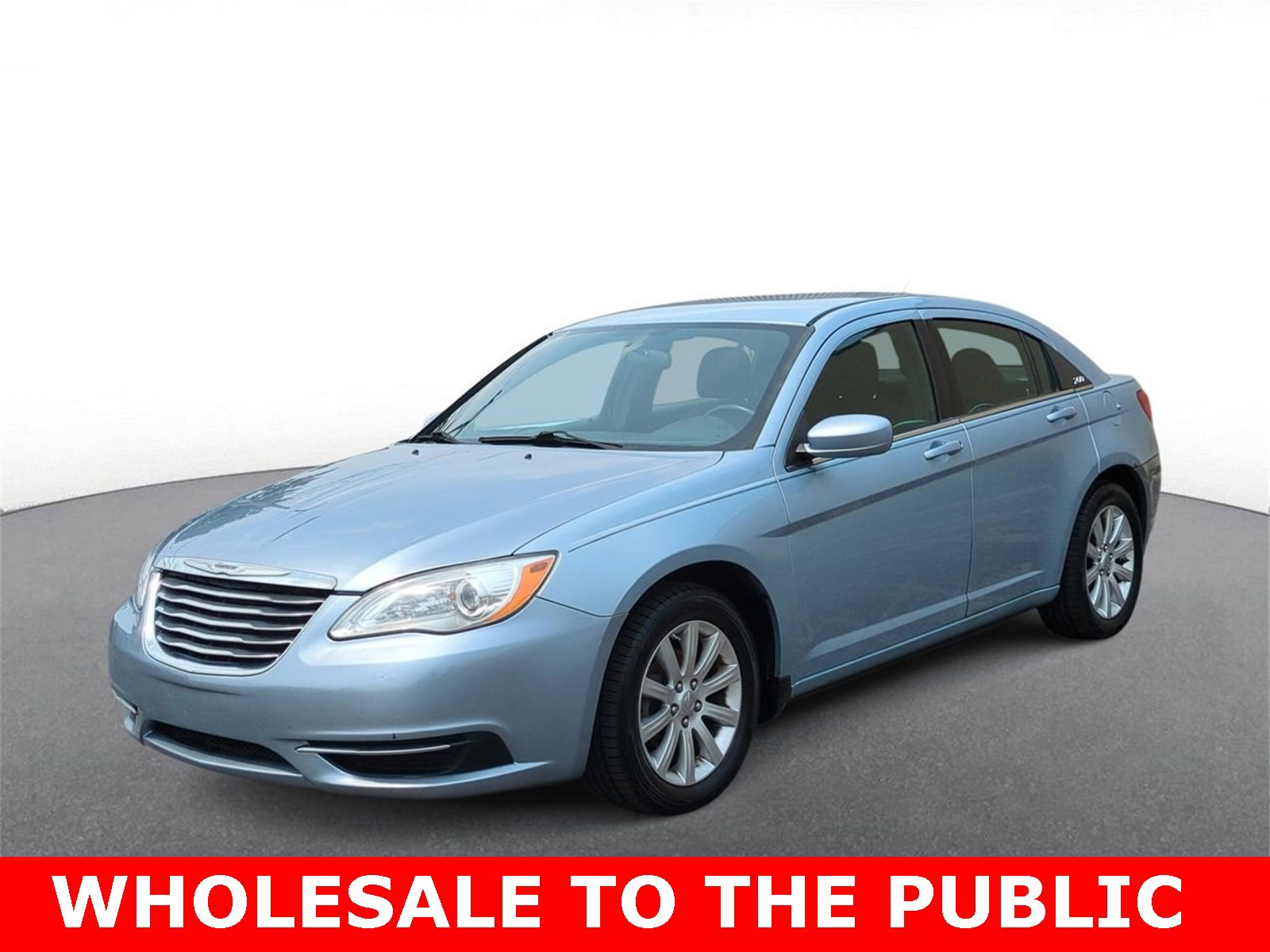 Thumbnail: 2013 Chrysler 200 - 4