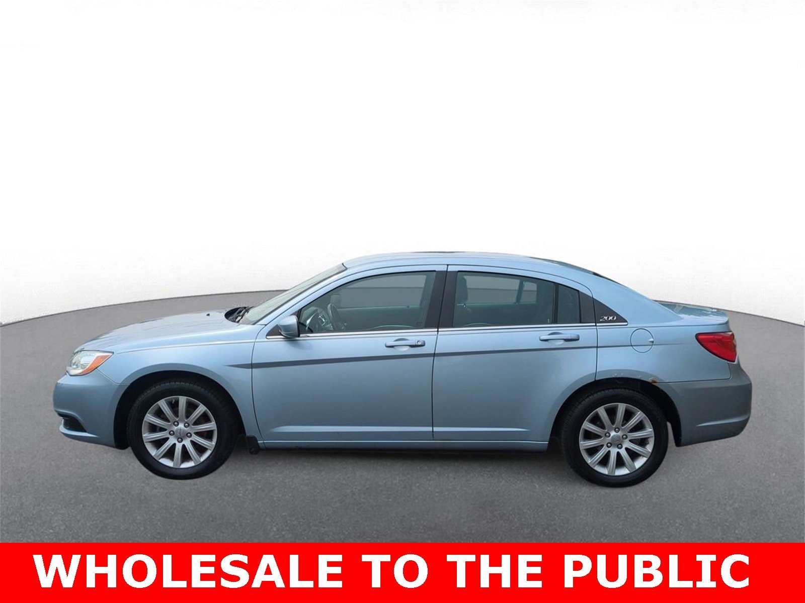 Thumbnail: 2013 Chrysler 200 - 5