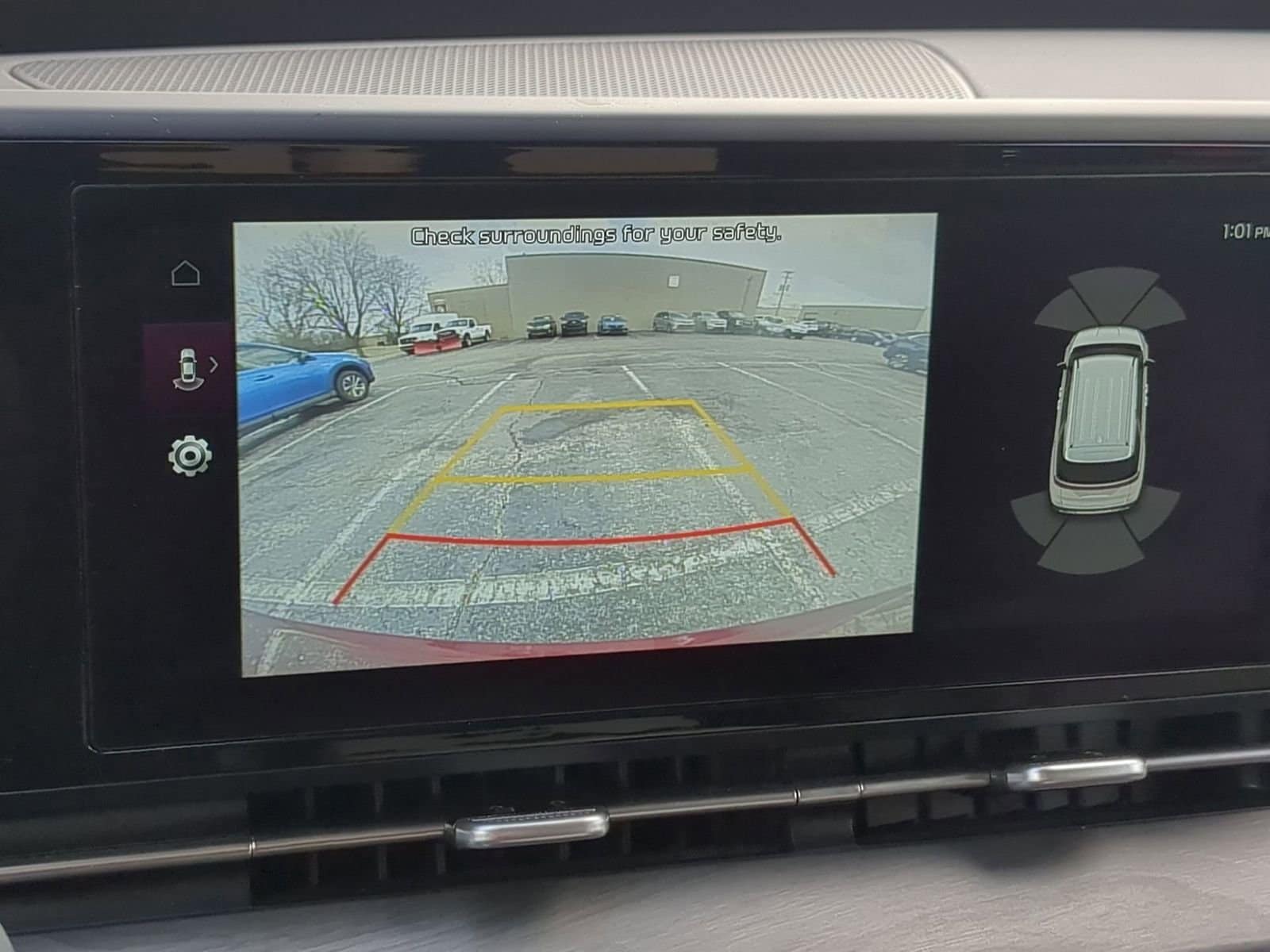 Thumbnail: 2024 Kia Carnival - 28