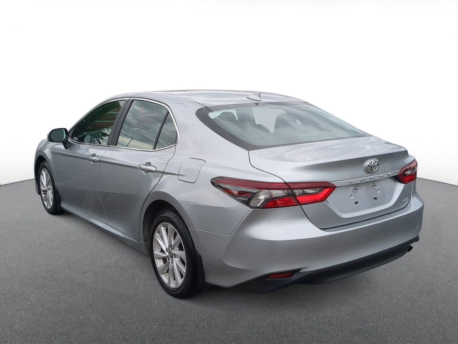 Thumbnail: 2023 Toyota Camry - 6