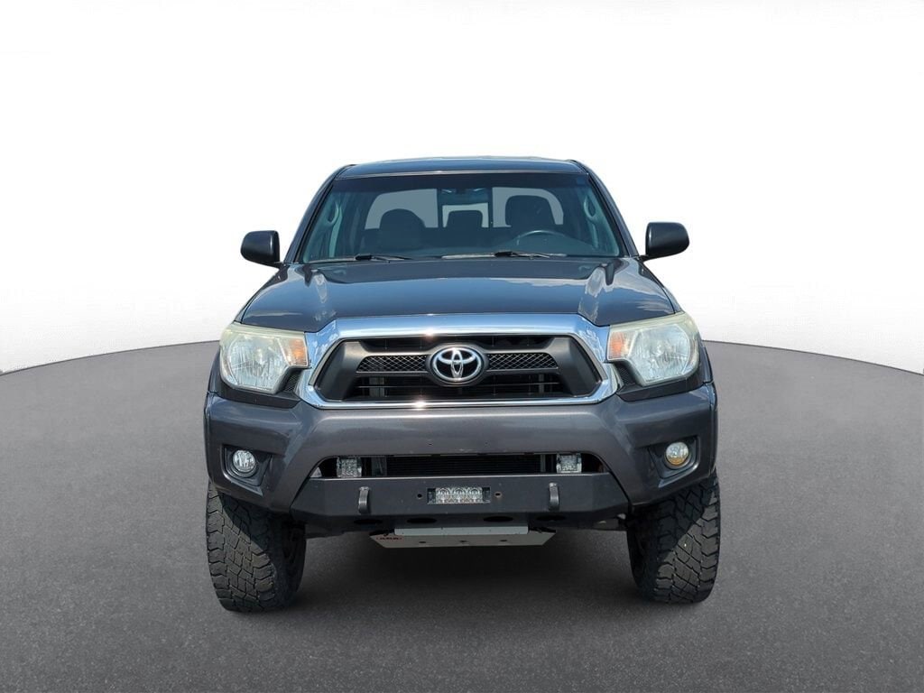 Thumbnail: 2014 Toyota Tacoma - 3